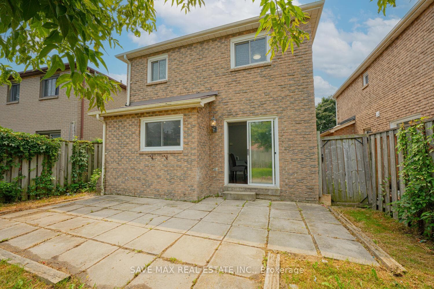 82 Chatfield Drive photo 32