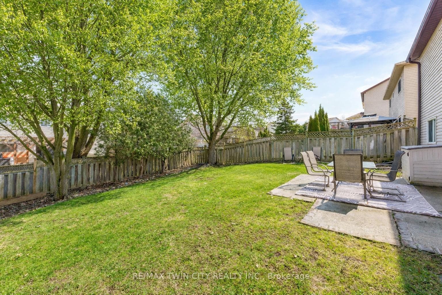 99 Canrobert Street photo 31