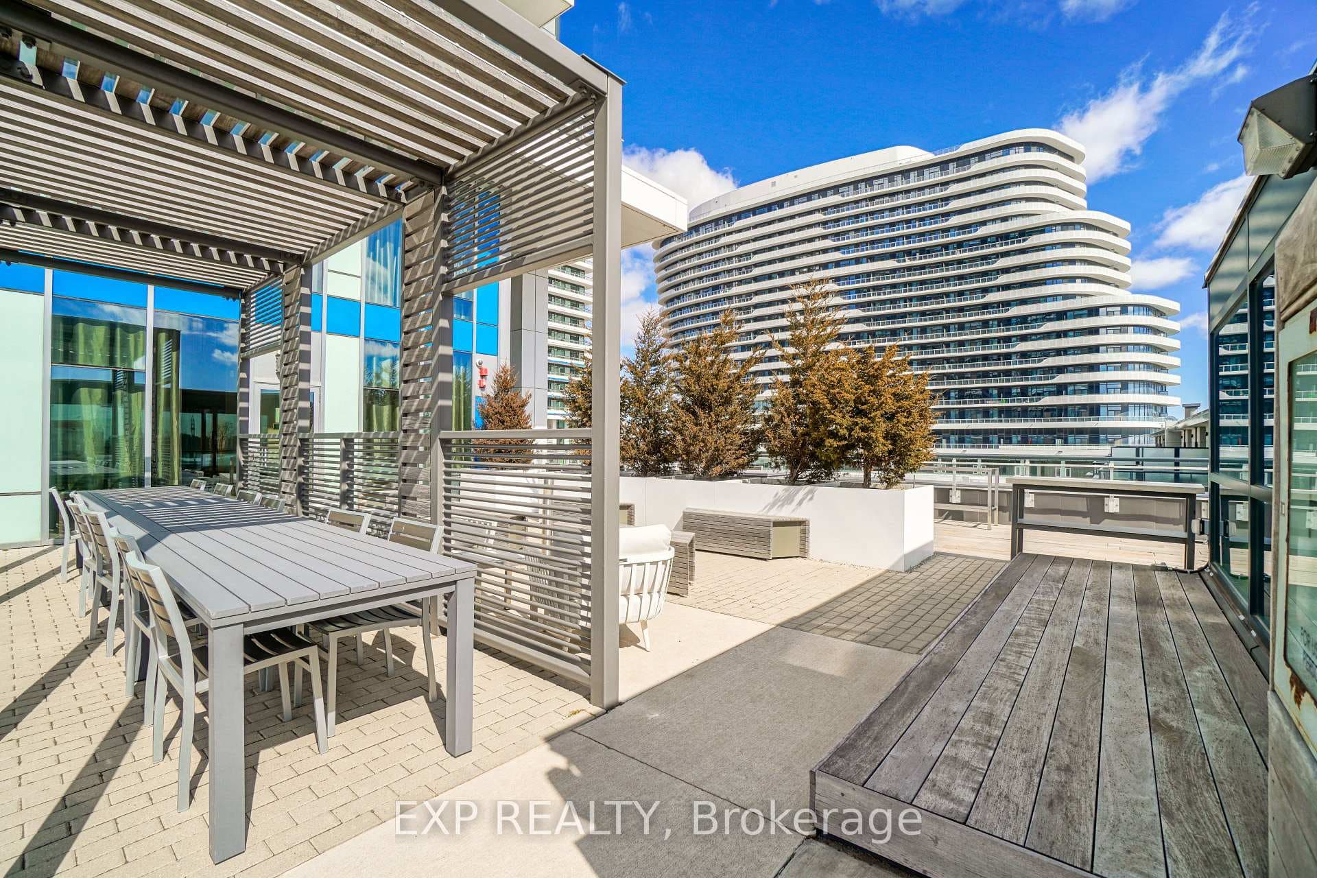 2560 Eglinton Avenue Unit 2508 photo 40
