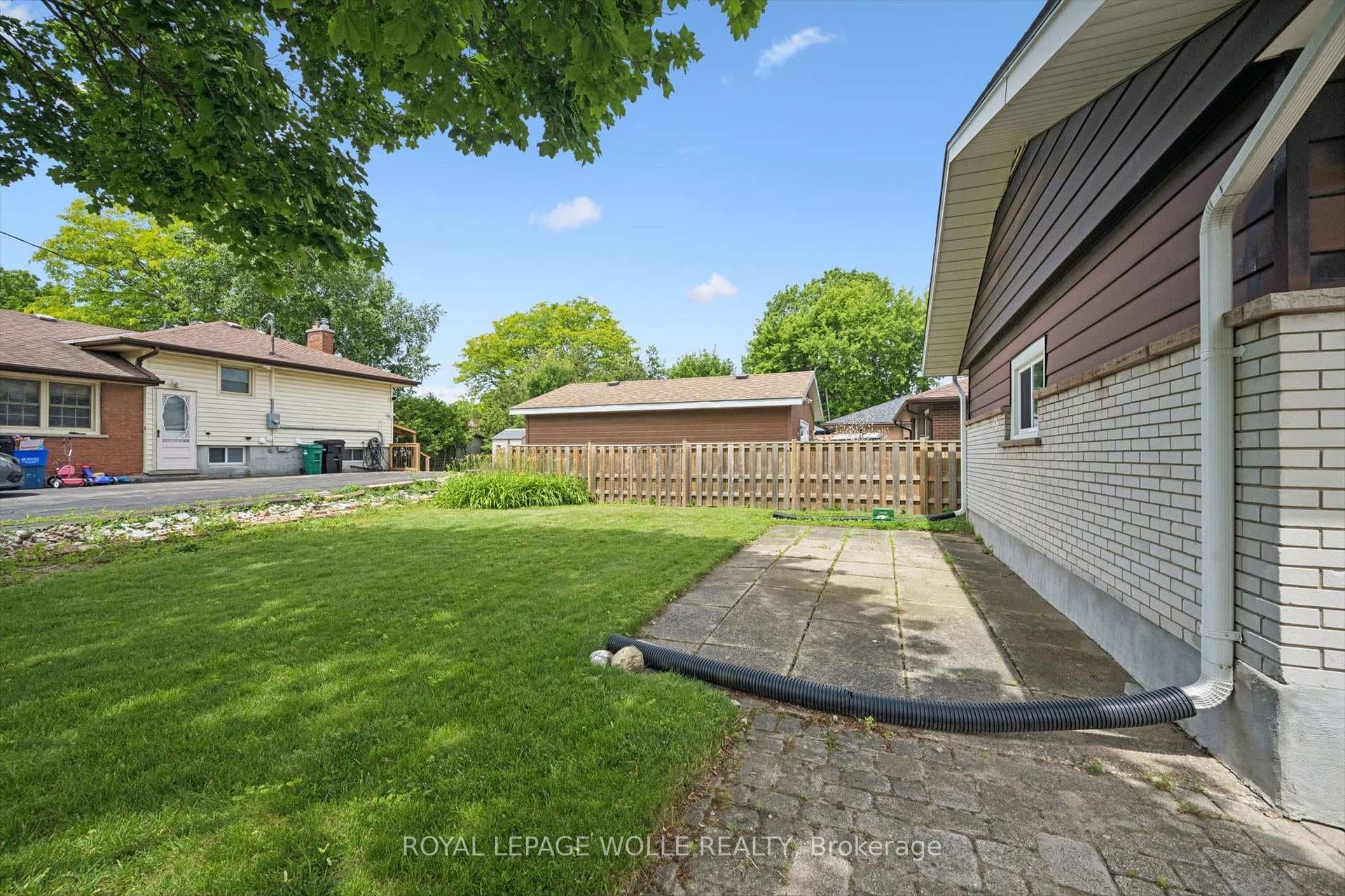 19 Weichel Street photo 37
