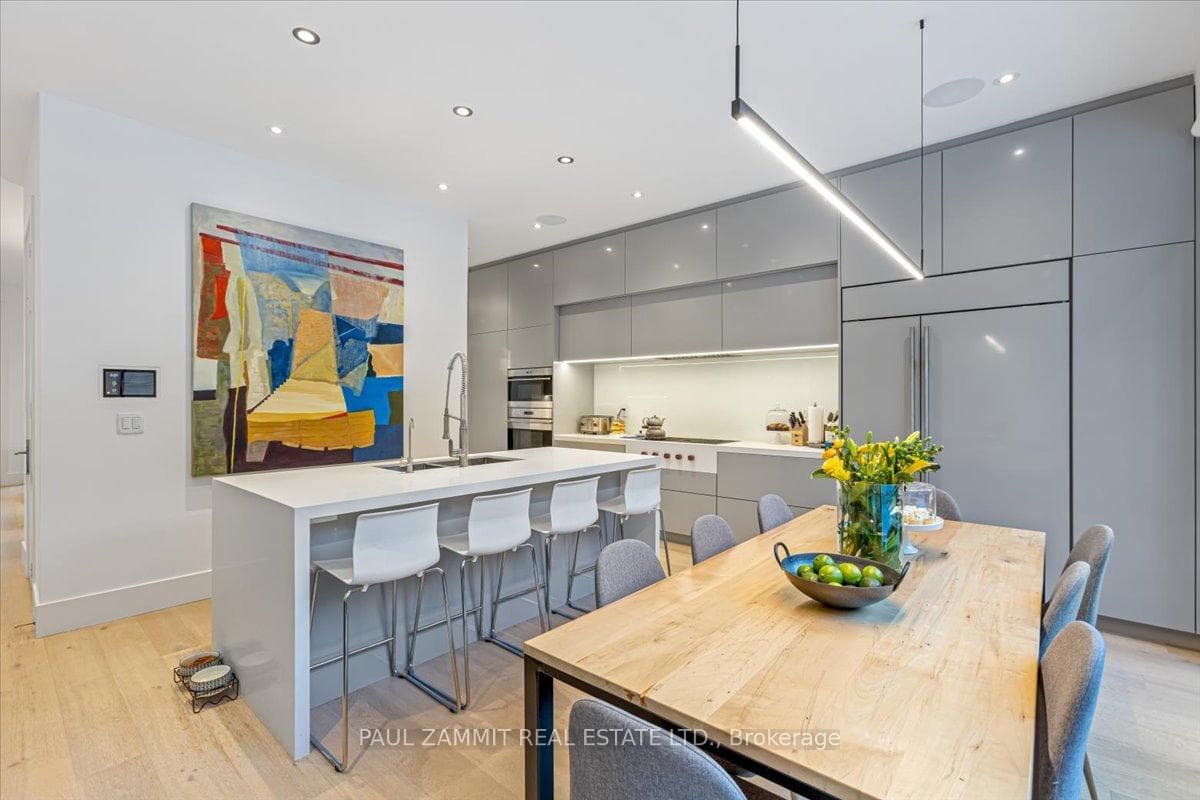 14 Rothsay Road photo 15