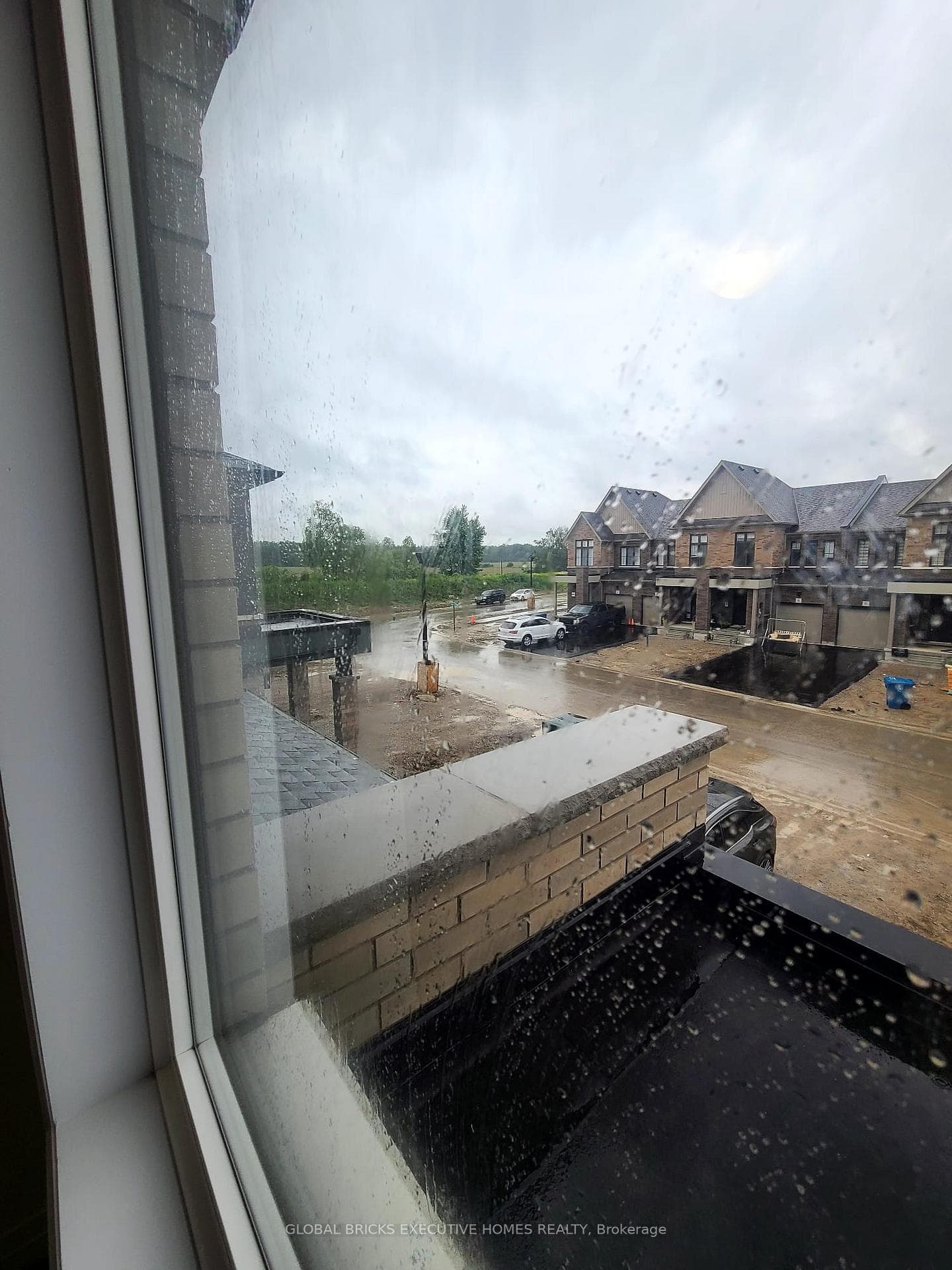 11 Poett Avenue photo 22