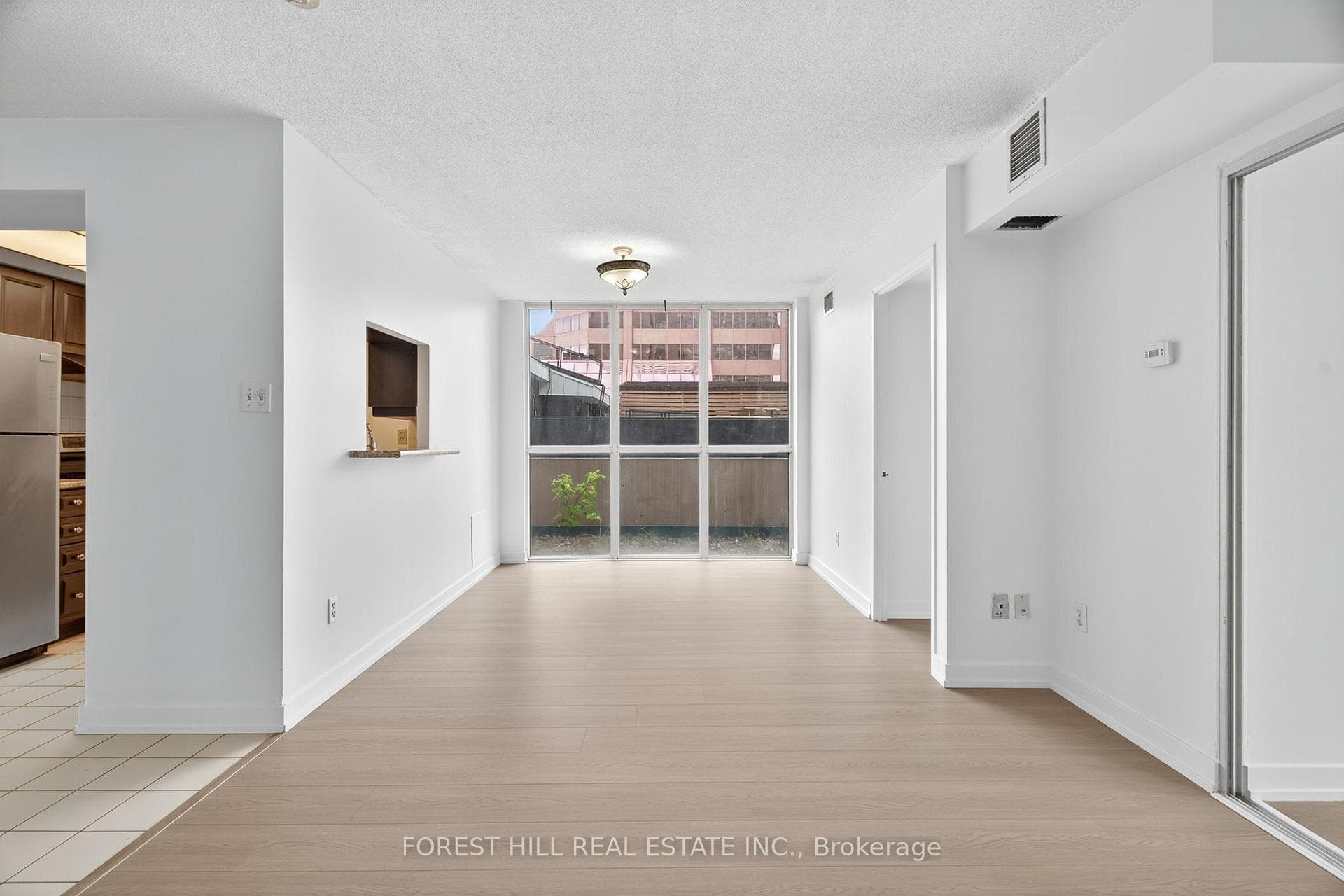 285 Enfield Place Unit 210 photo 17