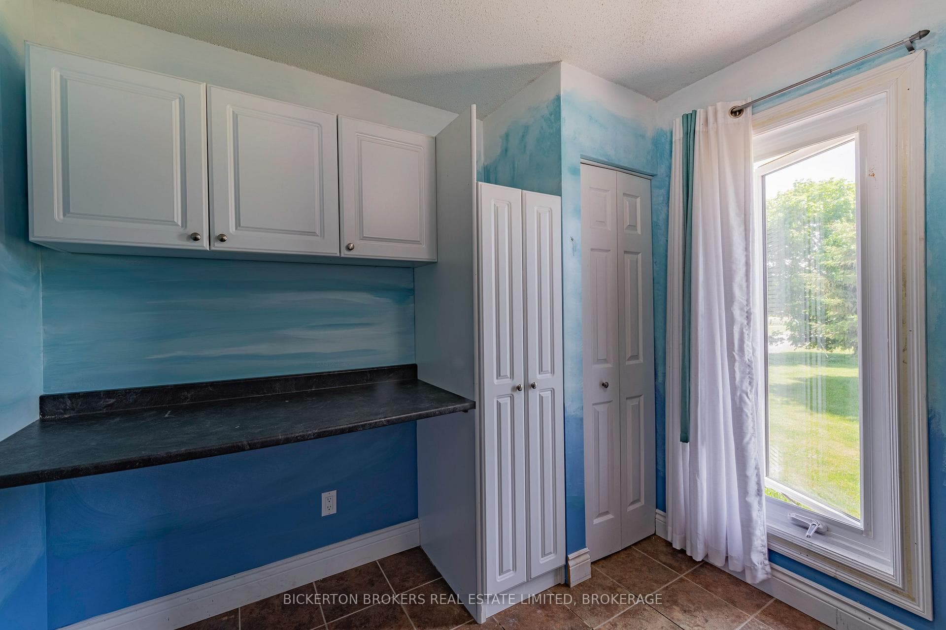 712 Haig Road photo 19