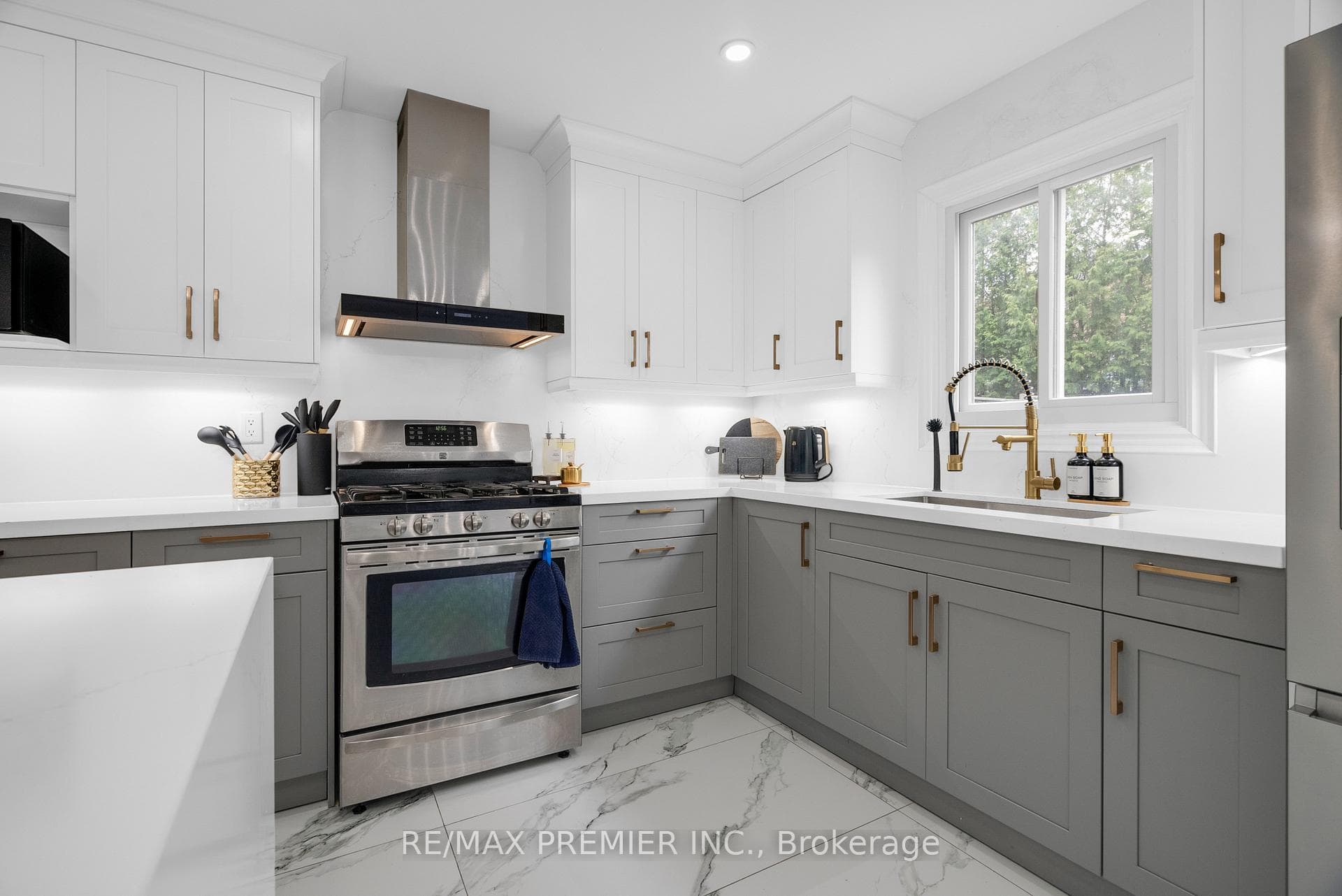 59 Glenabbey Drive photo 11