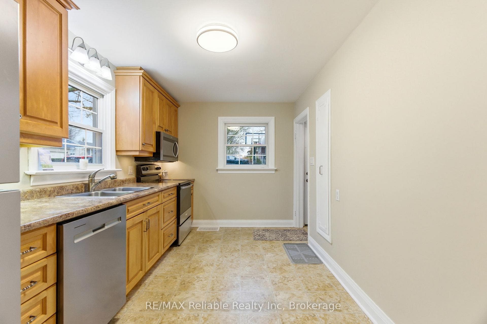45 Whitehead Street photo 9