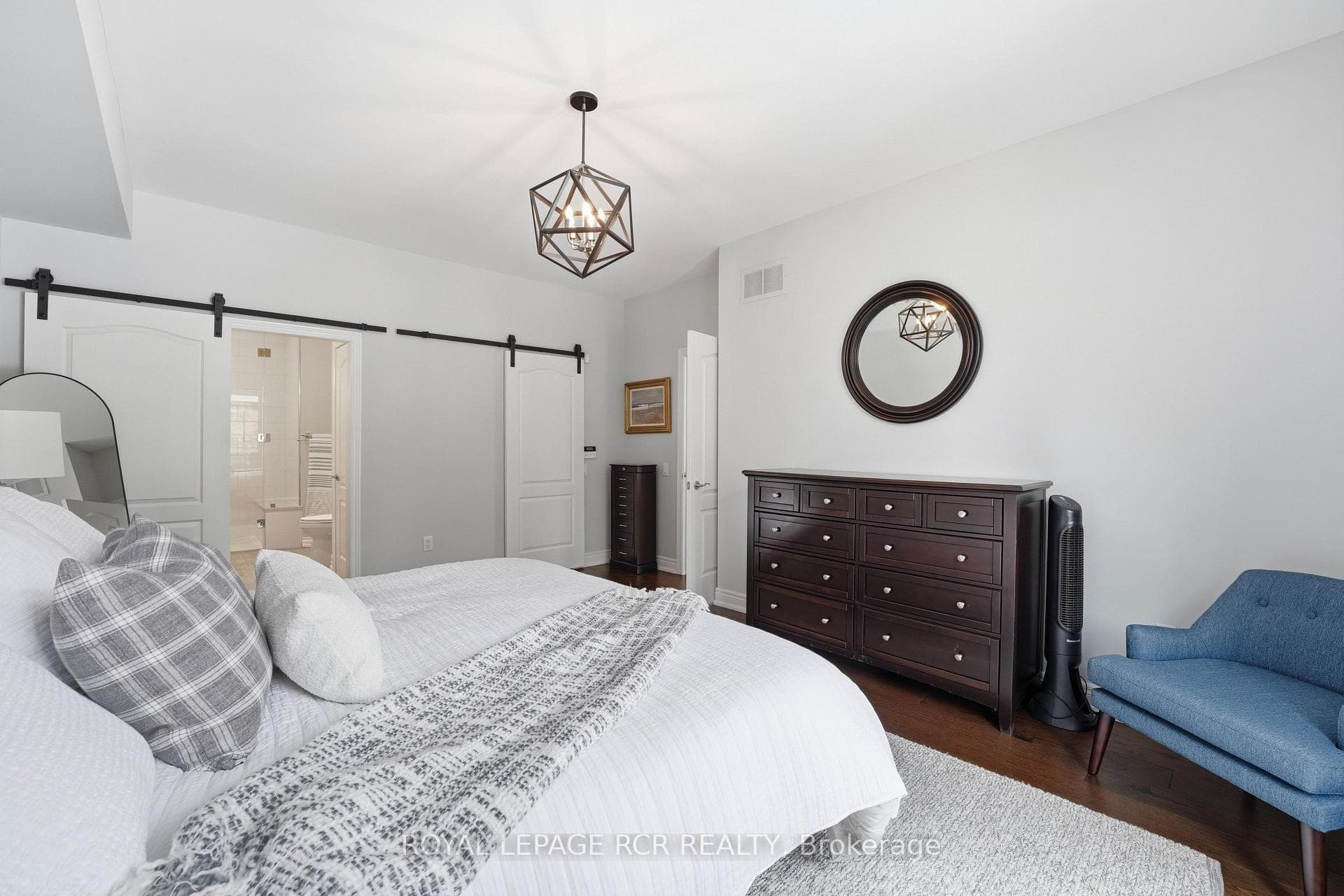 16 Bonnell Crescent Unit 107 photo 13