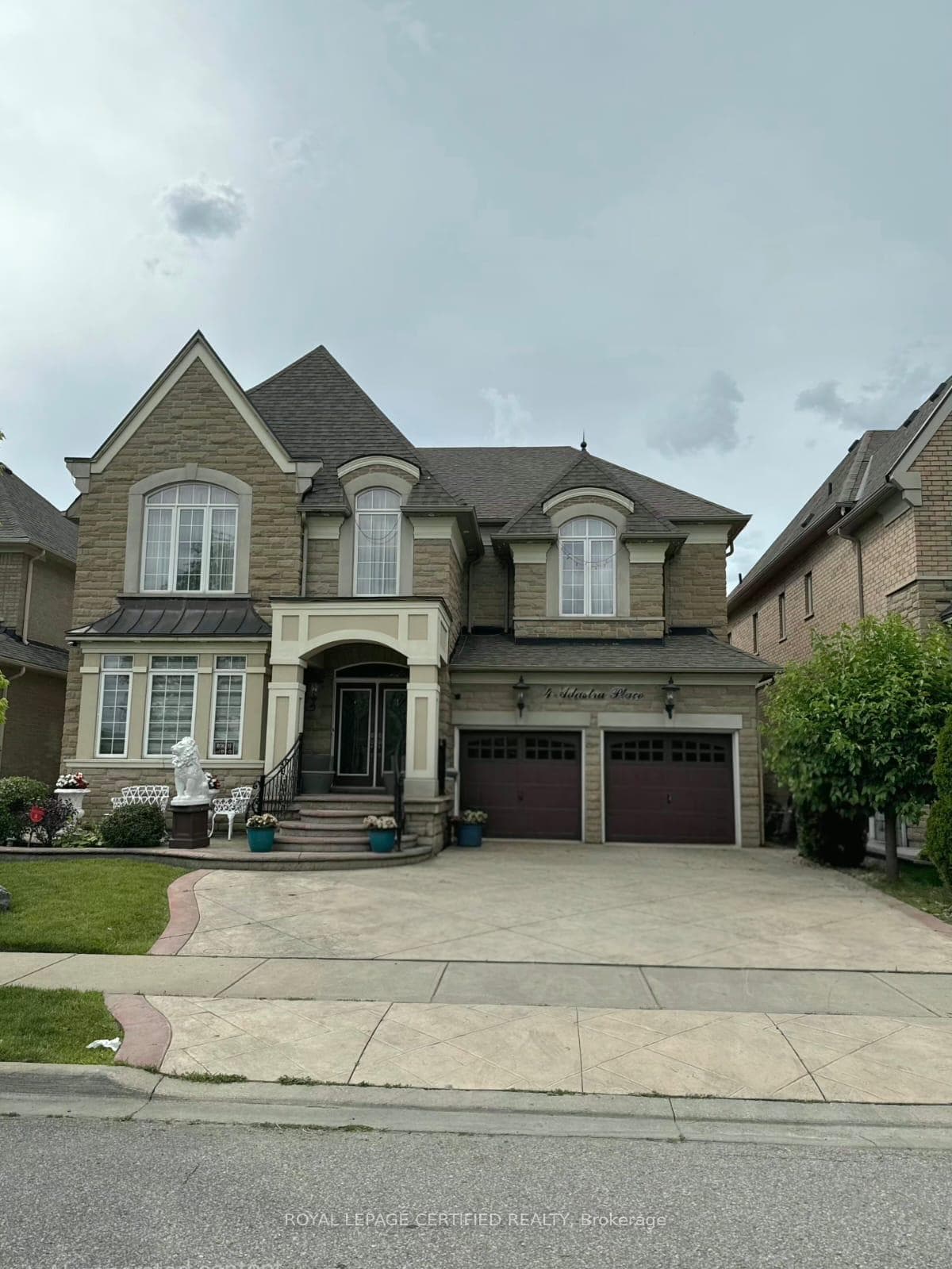 4 Adastra Place Unit Bsmt photo 1