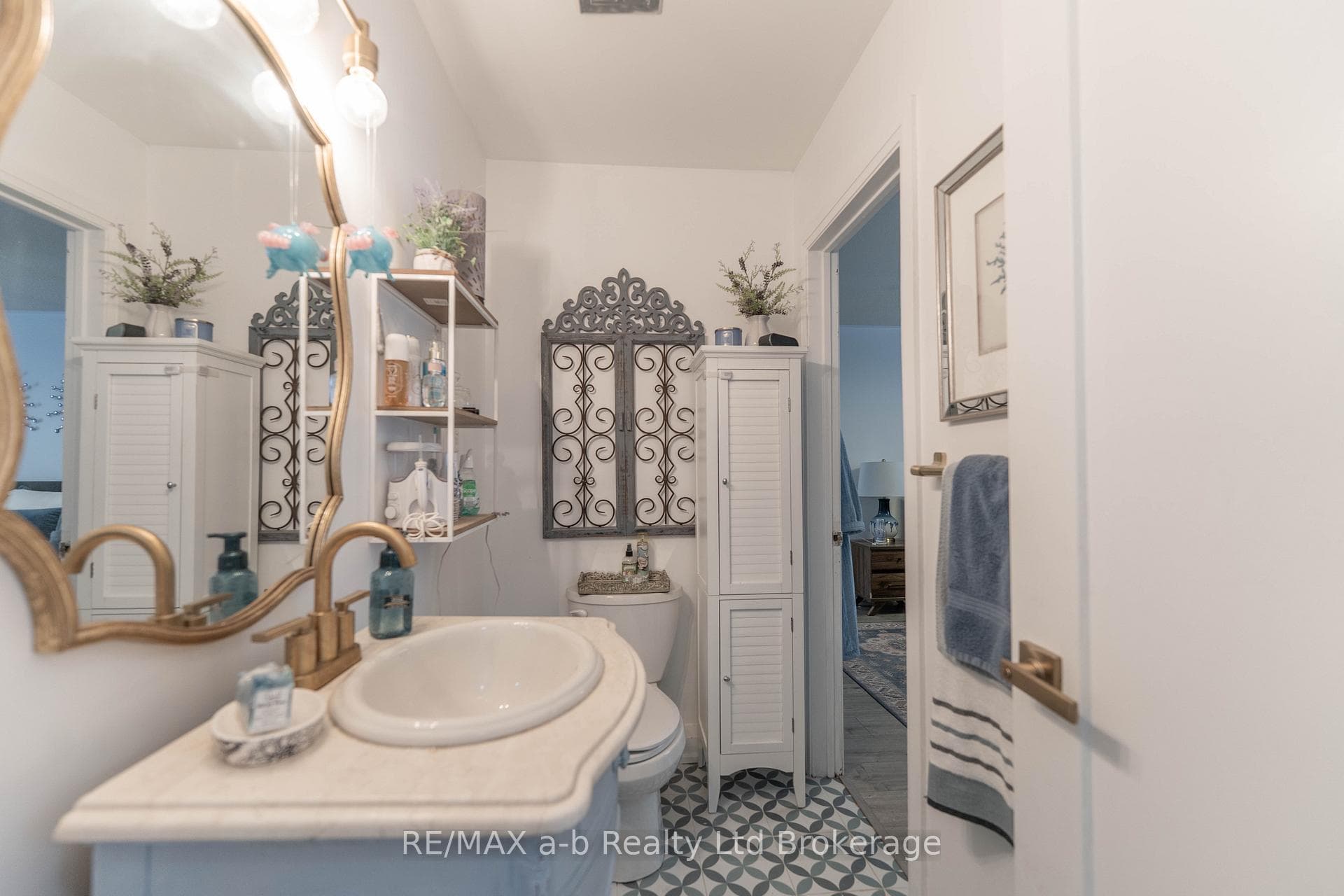2PC Ensuite