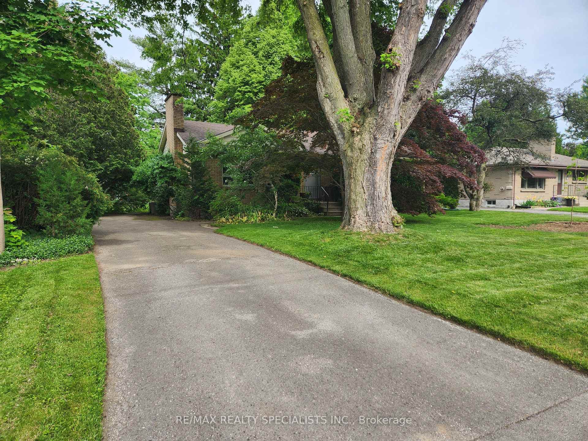 397 COOMBS Avenue photo 5