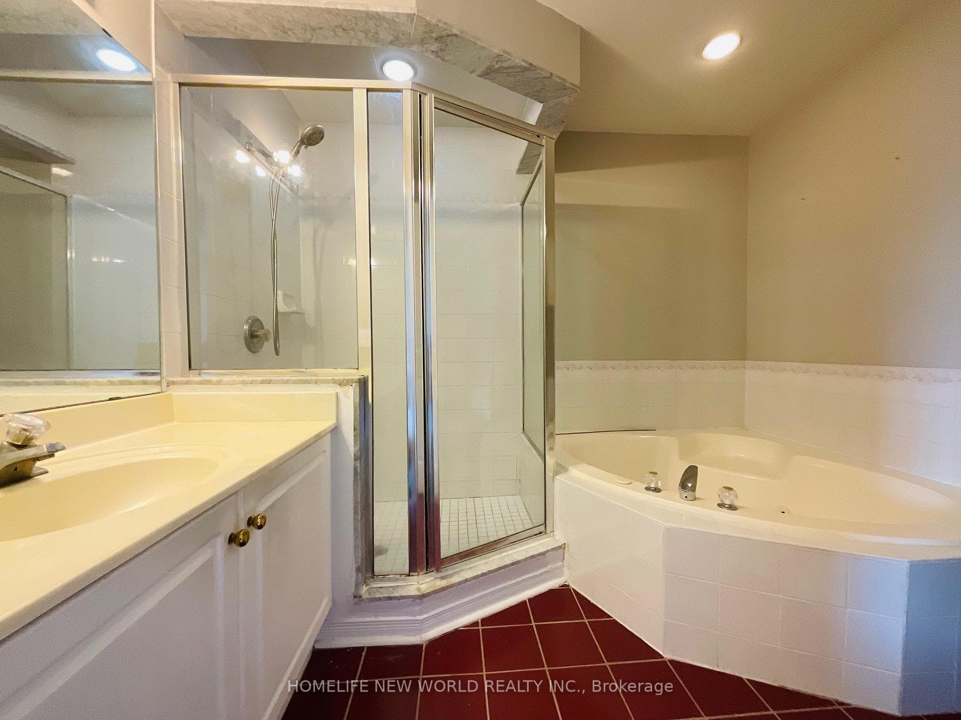 29 Rosebank Drive Unit 1509 photo 18