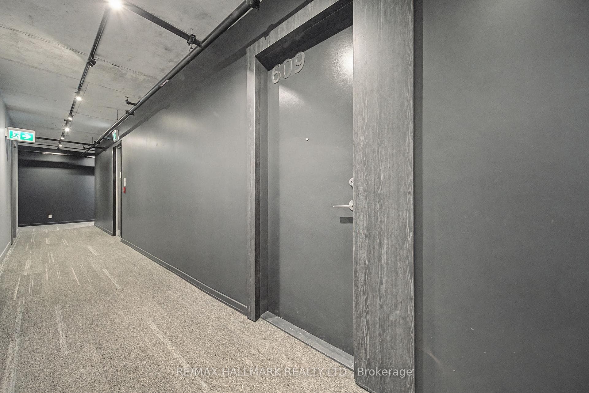 383 Sorauren Avenue Unit 609 photo 22