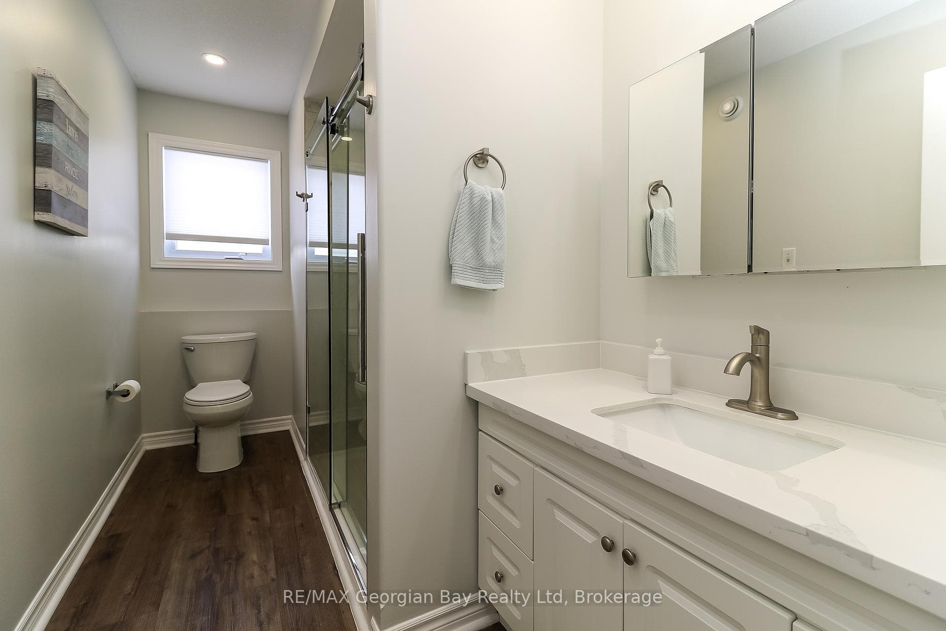 332 Newton Street photo 21