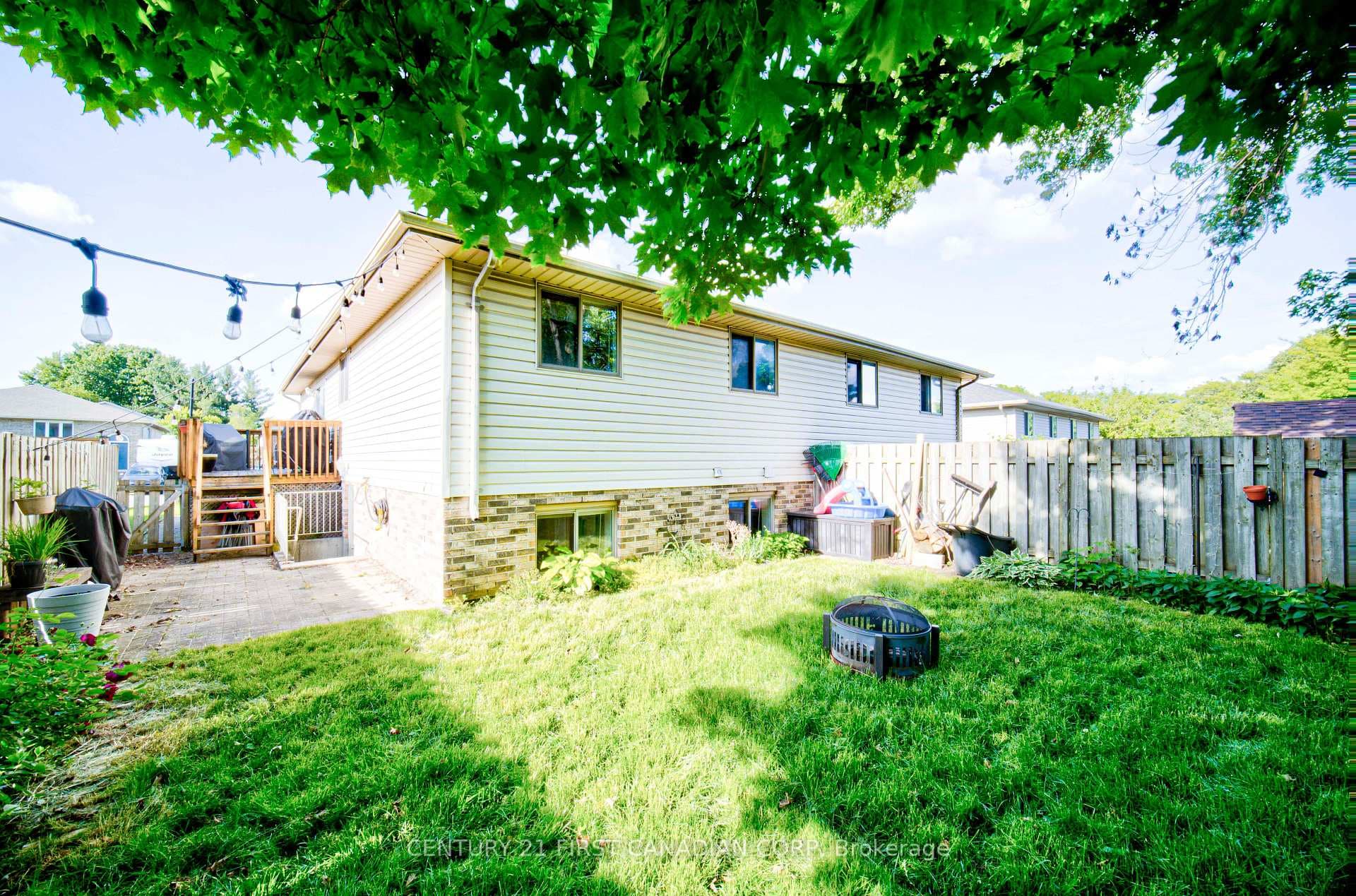 6 Dixon Lane photo 6