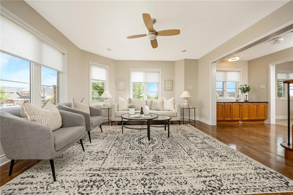 680 HOLLY Avenue photo 17