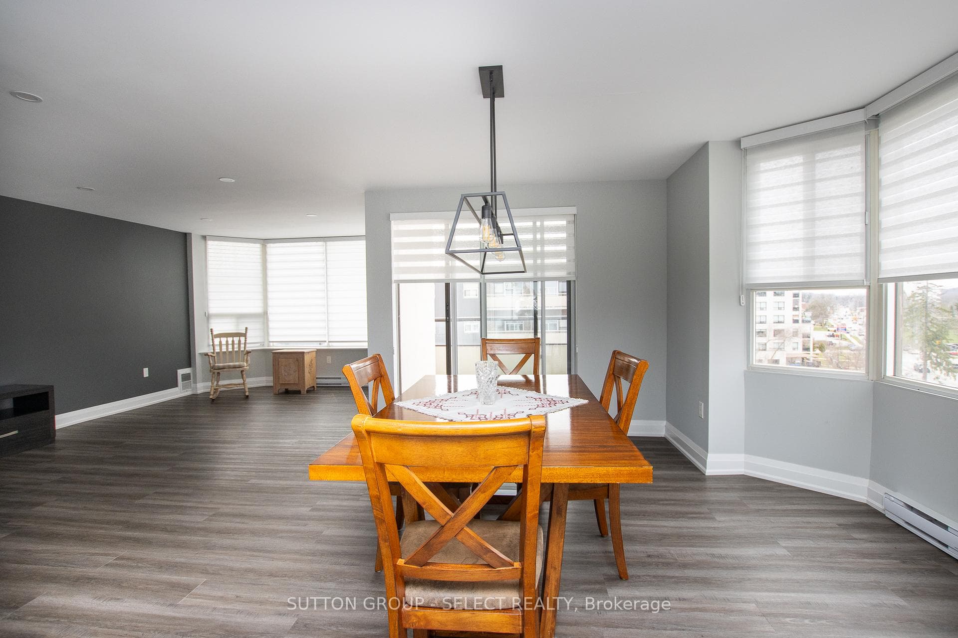 1180 Commissioners Road Unit 601 photo 24