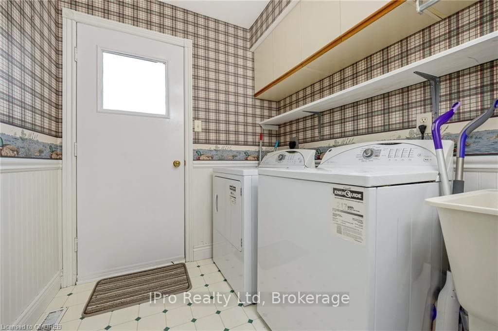 7 CALVERT Drive photo 14