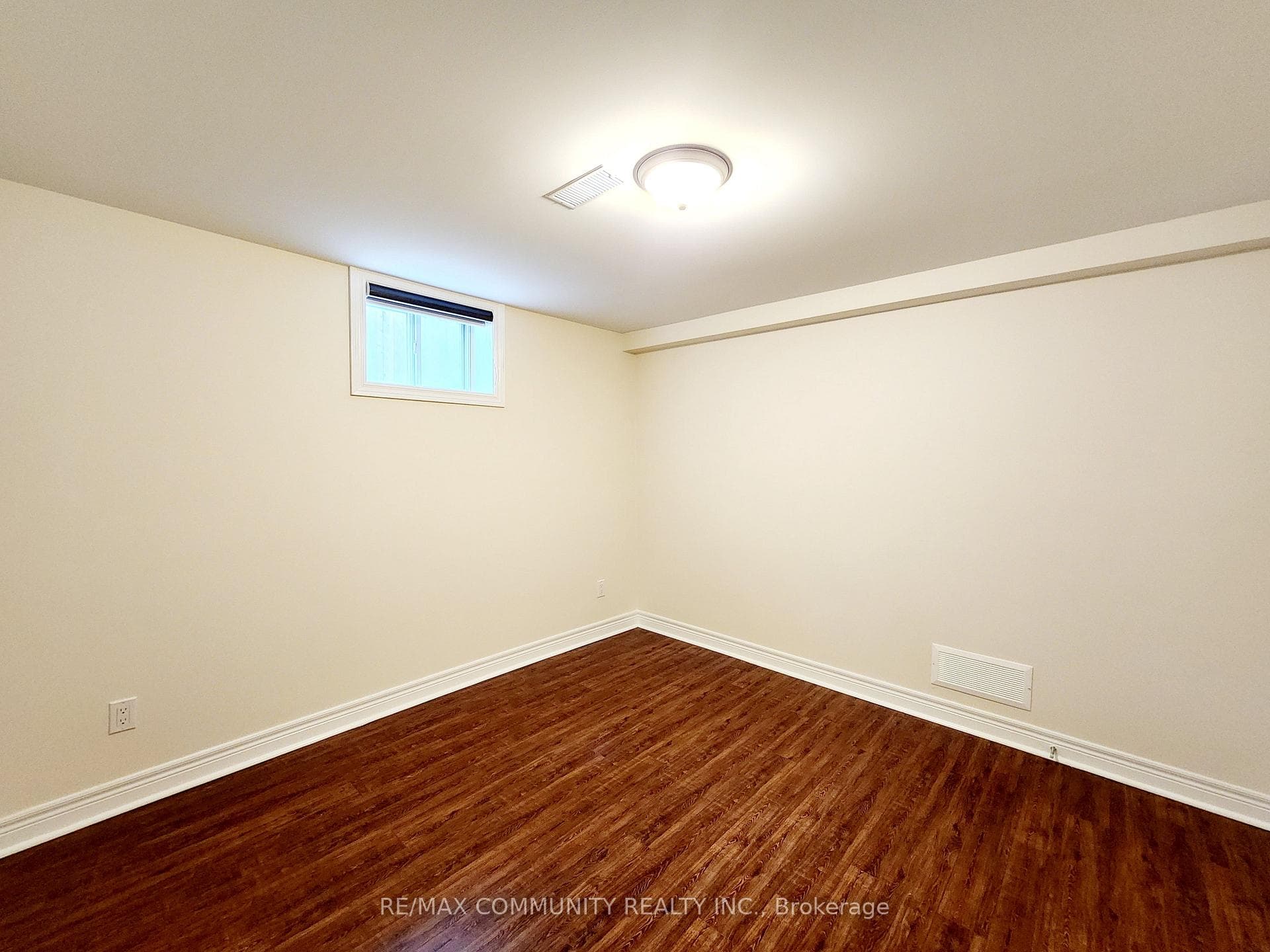 77 Waringstown Drive Unit Bsmt photo 15