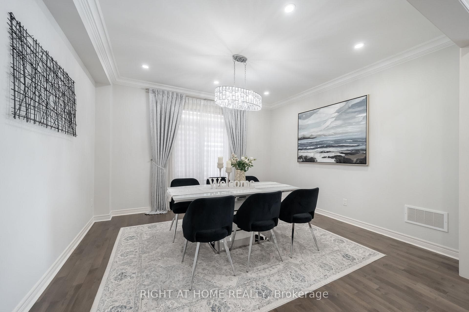 12 Tupling Street photo 7