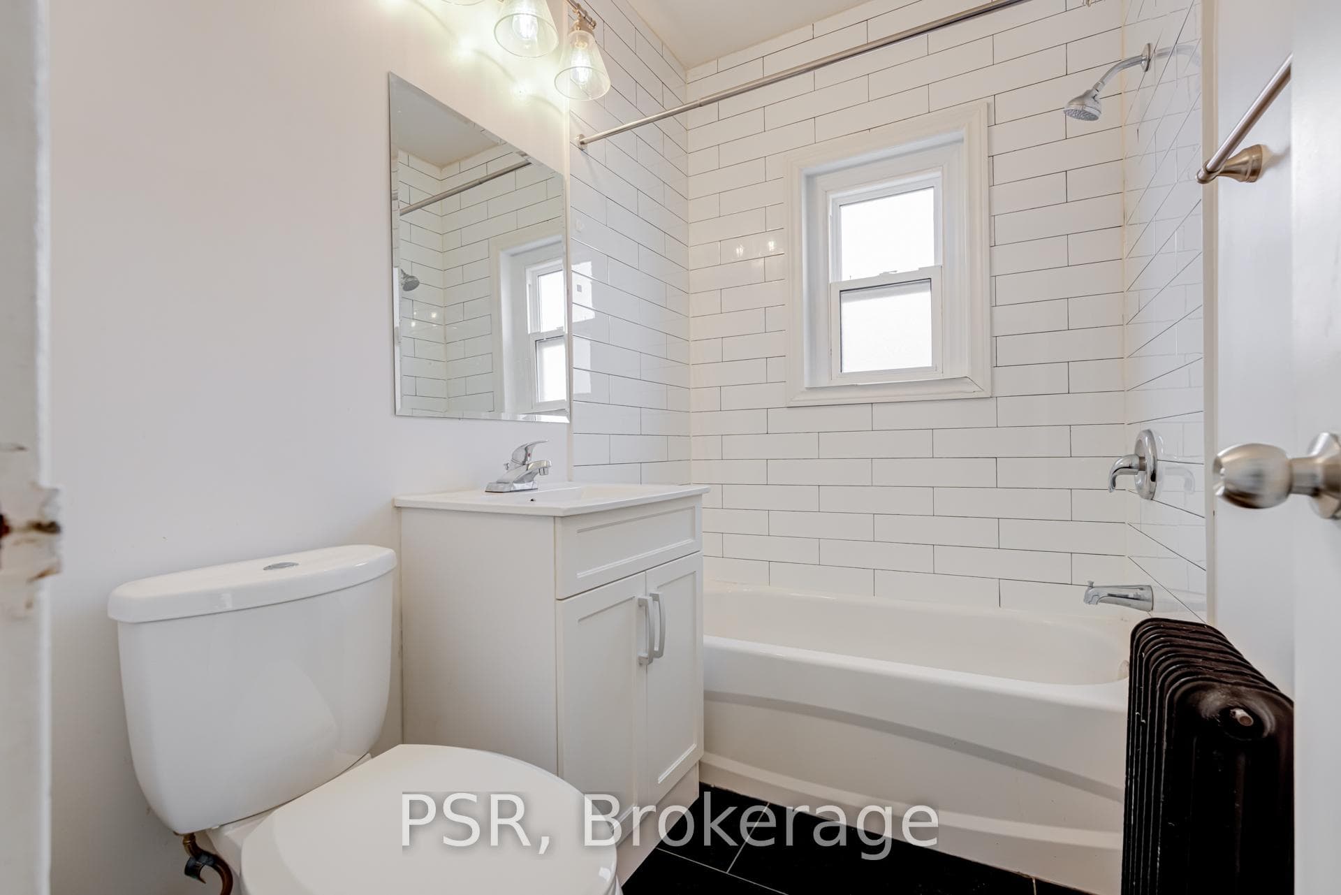 256 Sherbourne Street Unit 306 photo 12