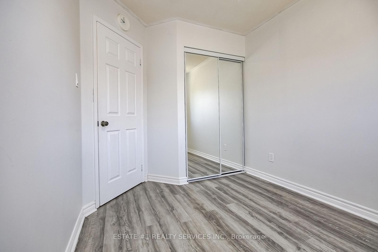 117 Richwood Crescent photo 23