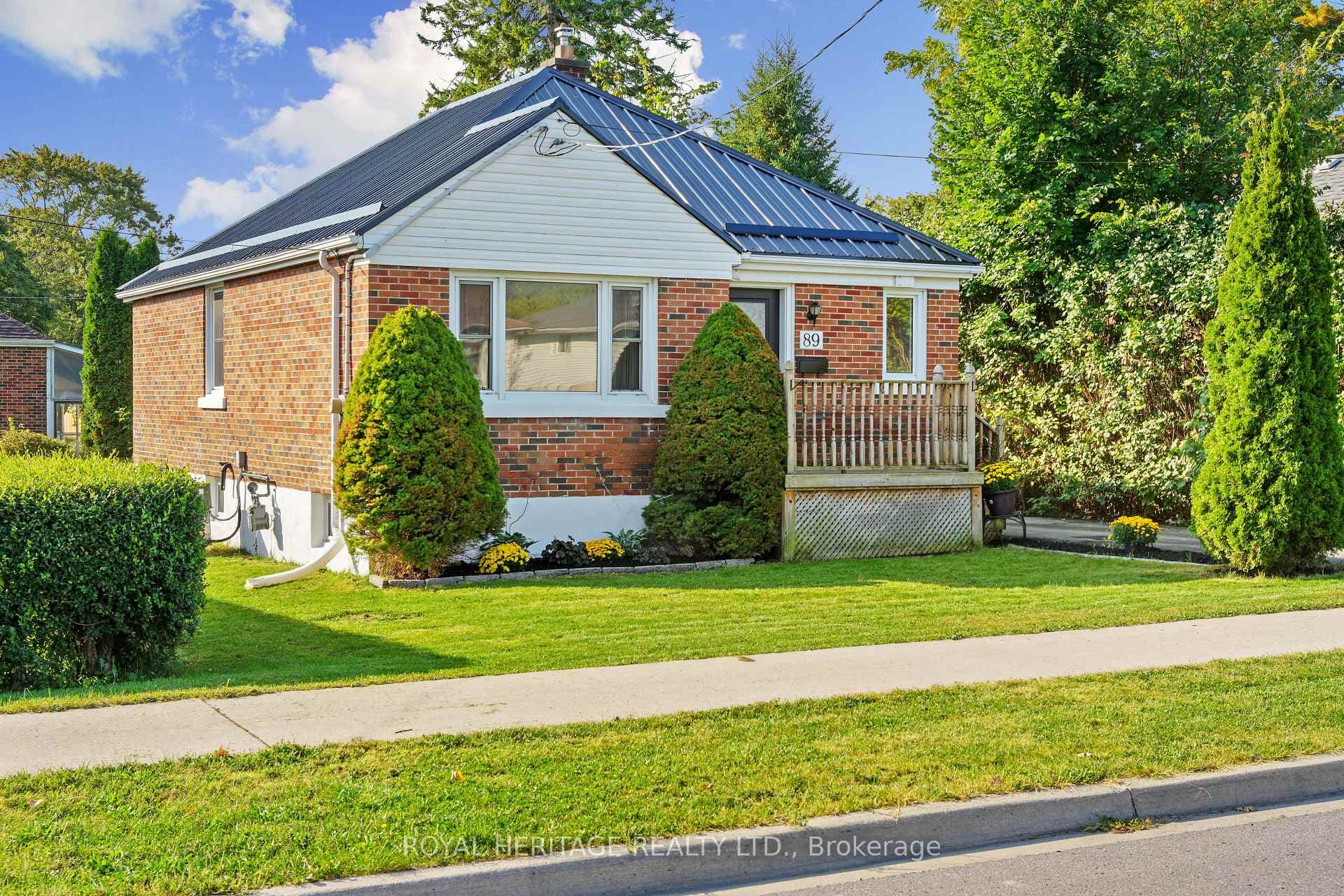 89 Donald Street photo 32