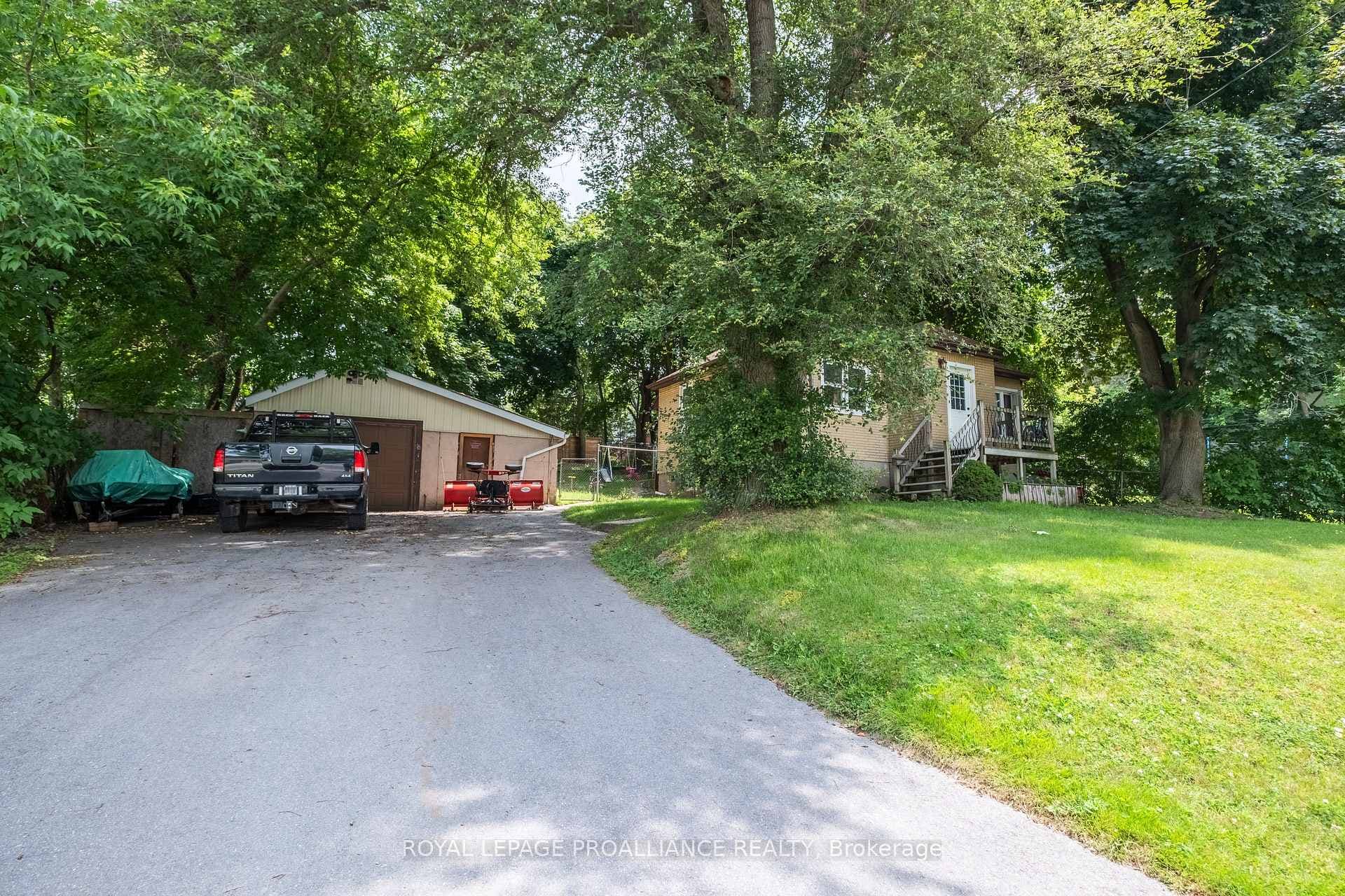 807 Portsmouth Avenue photo 3