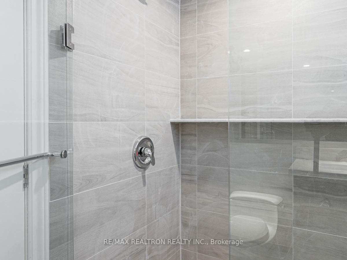 72B Dunning Avenue photo 12