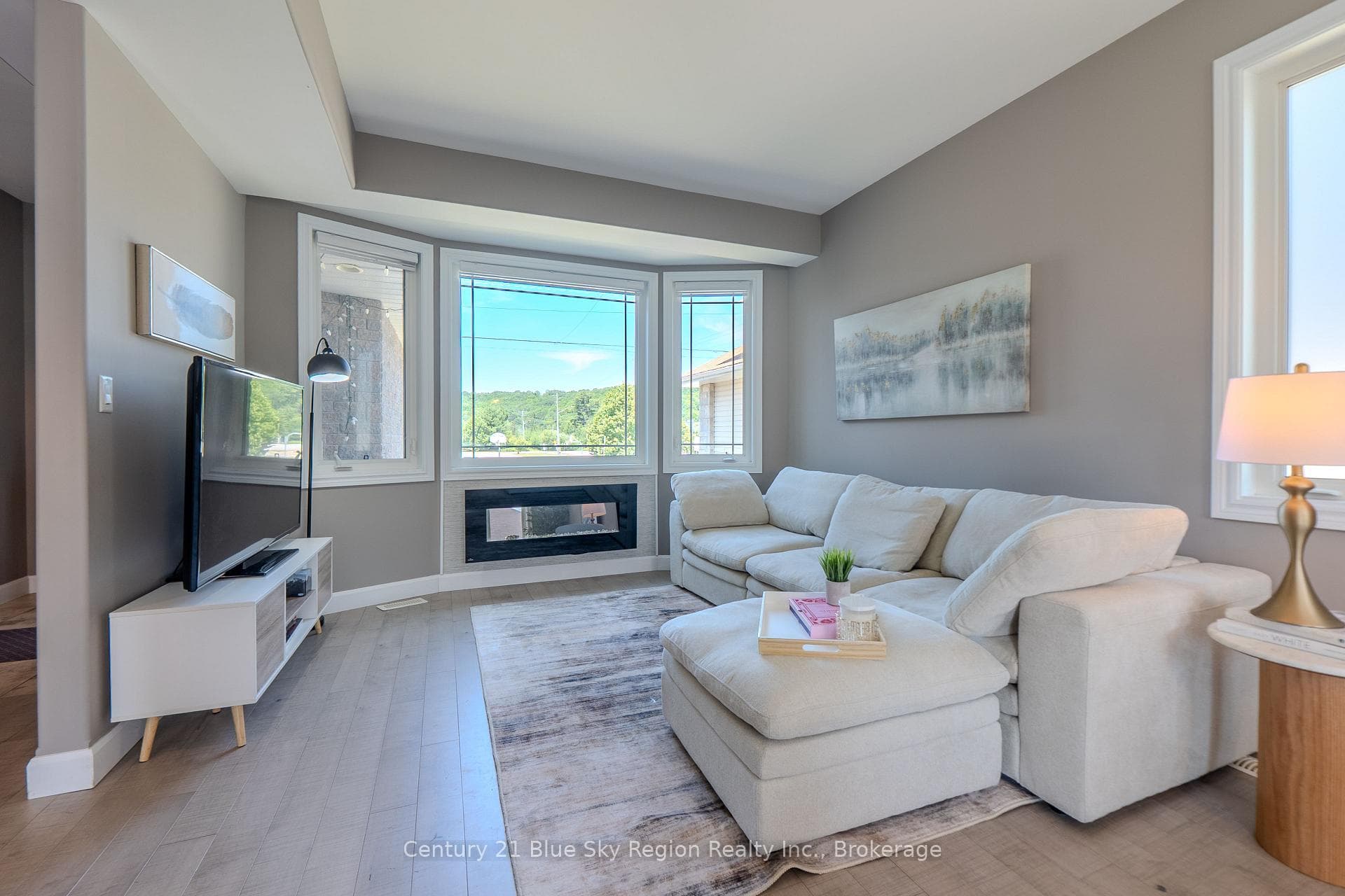493 Norman Avenue photo 18