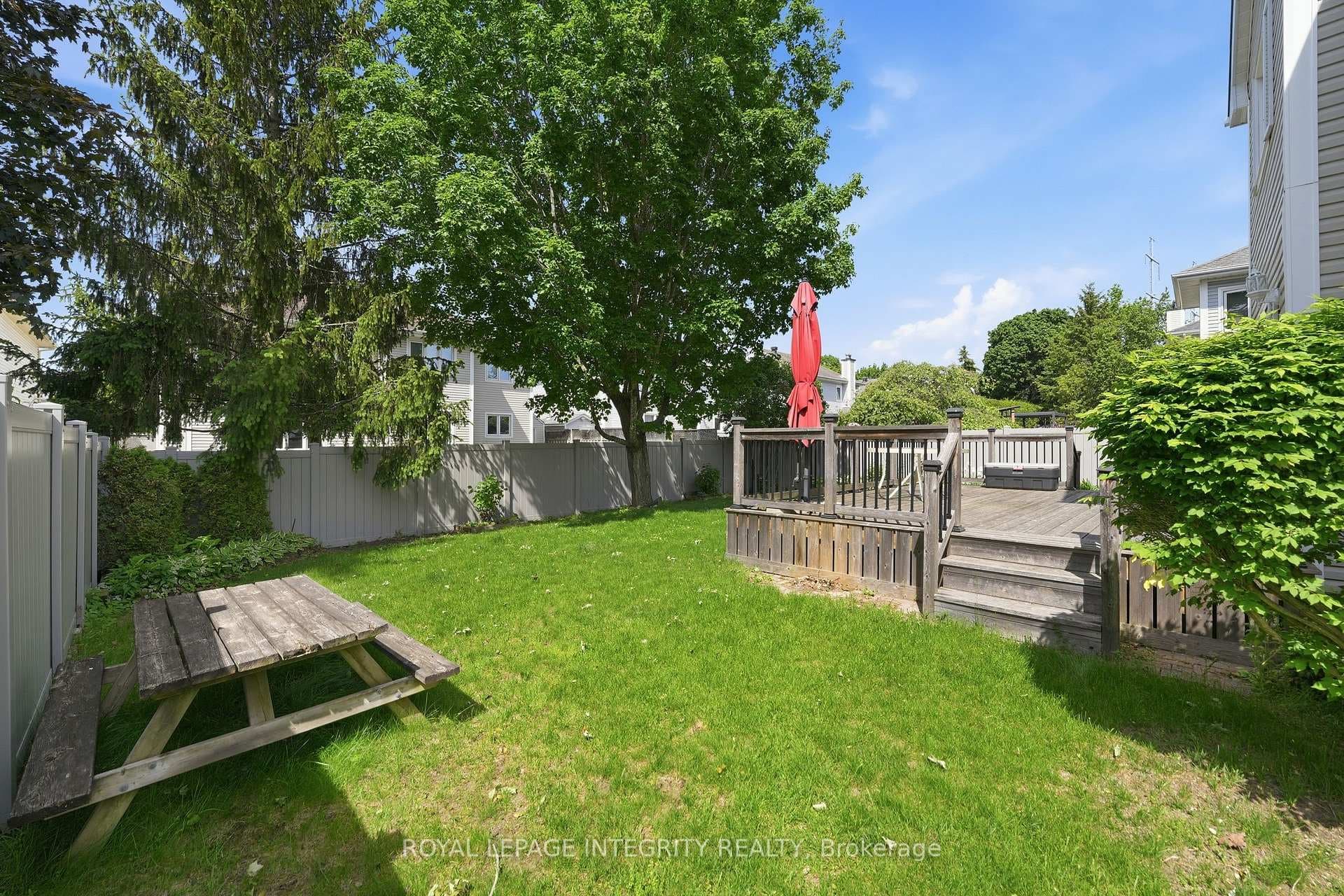 50 Bramblewood Crescent photo 33