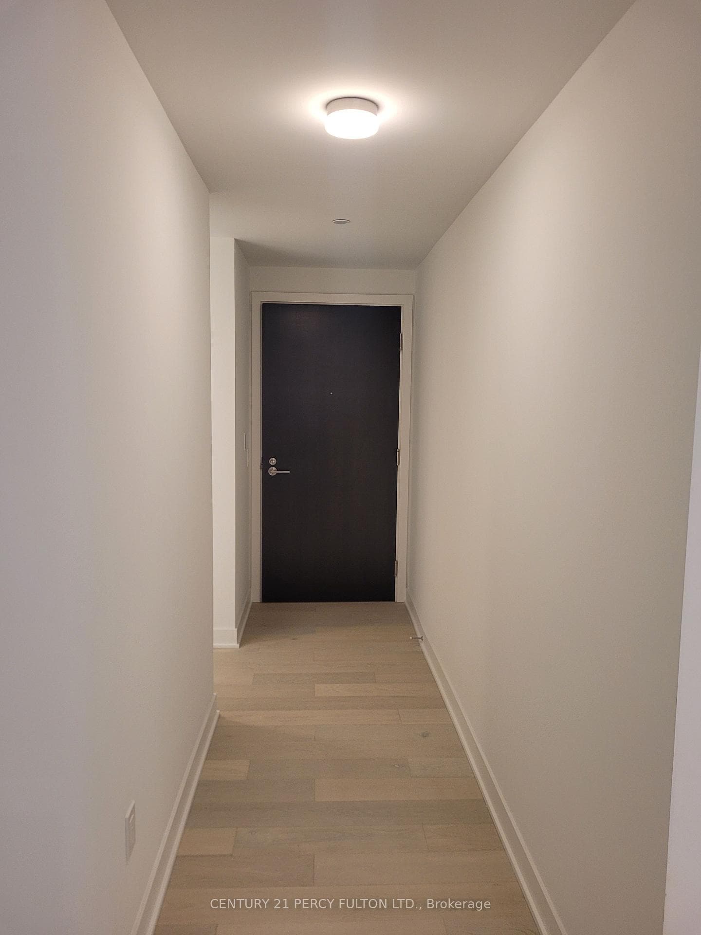 11 Yorkville Avenue Unit 2007 photo 14