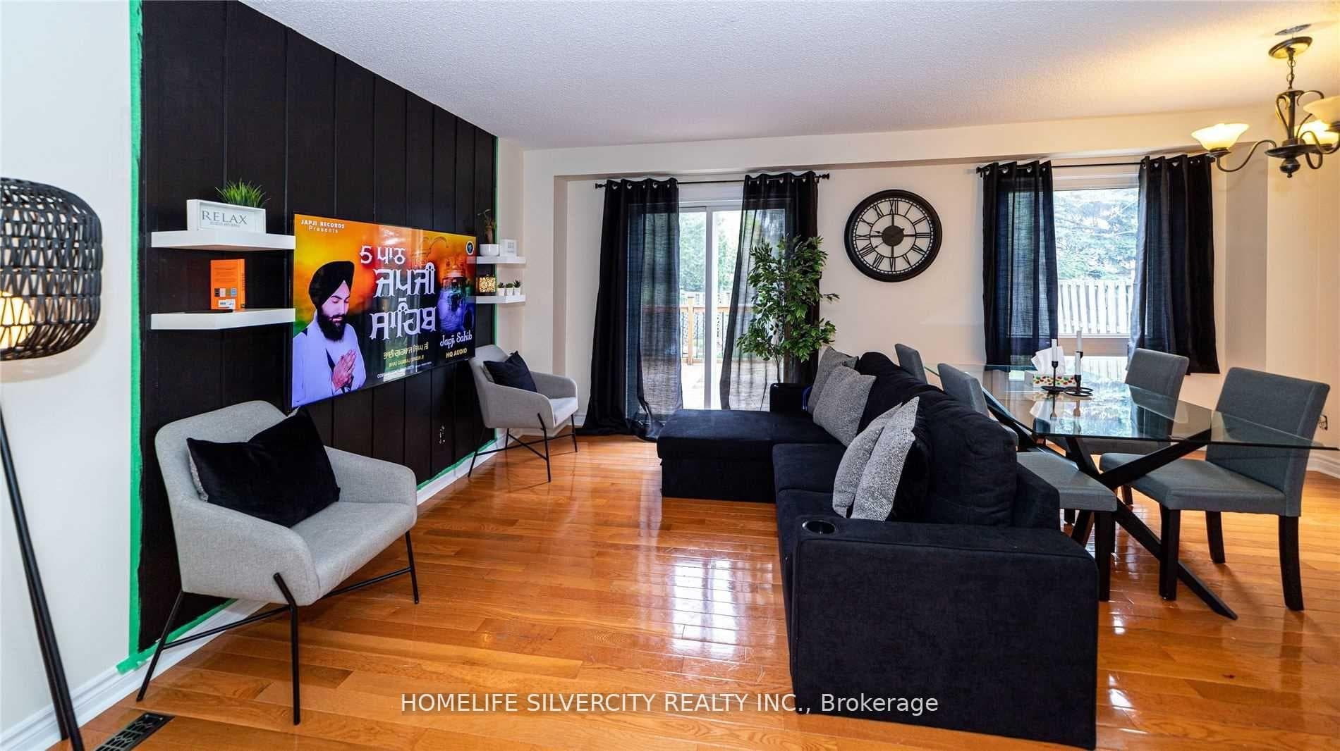 7 Newbridge Crescent photo 18