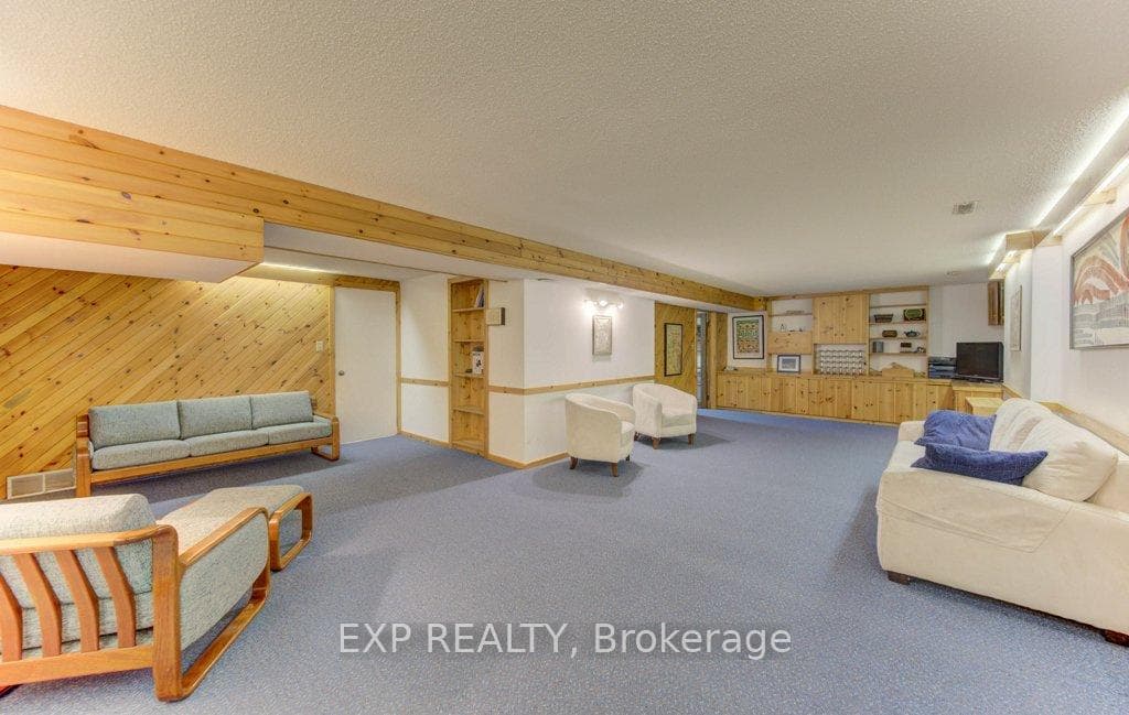 318 Shakespeare Place photo 38
