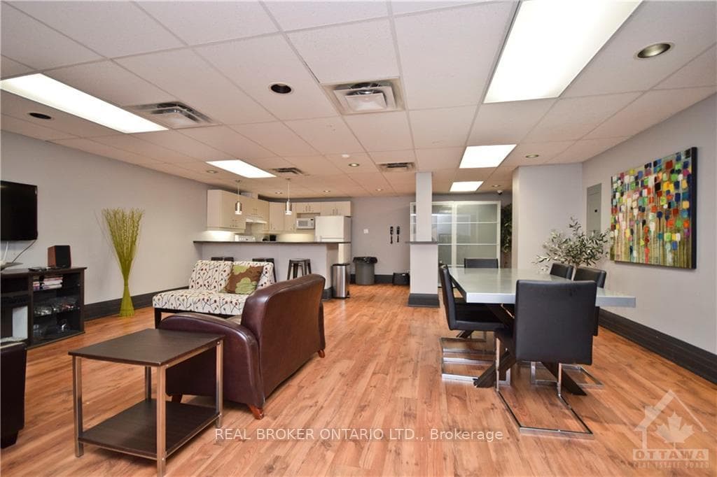 429 Somerset Street Unit 306 photo 29