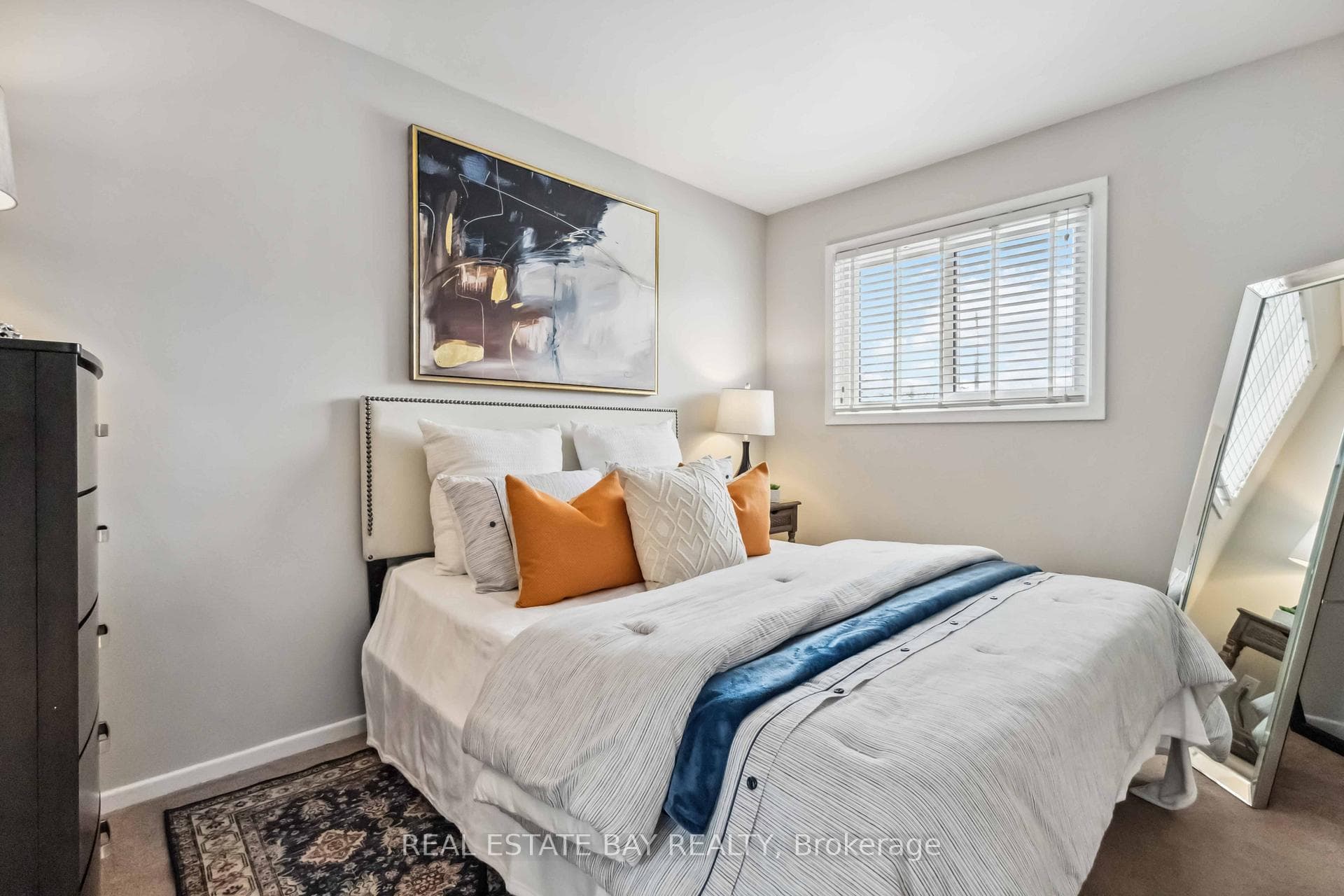 44 ANGORA Street photo 14