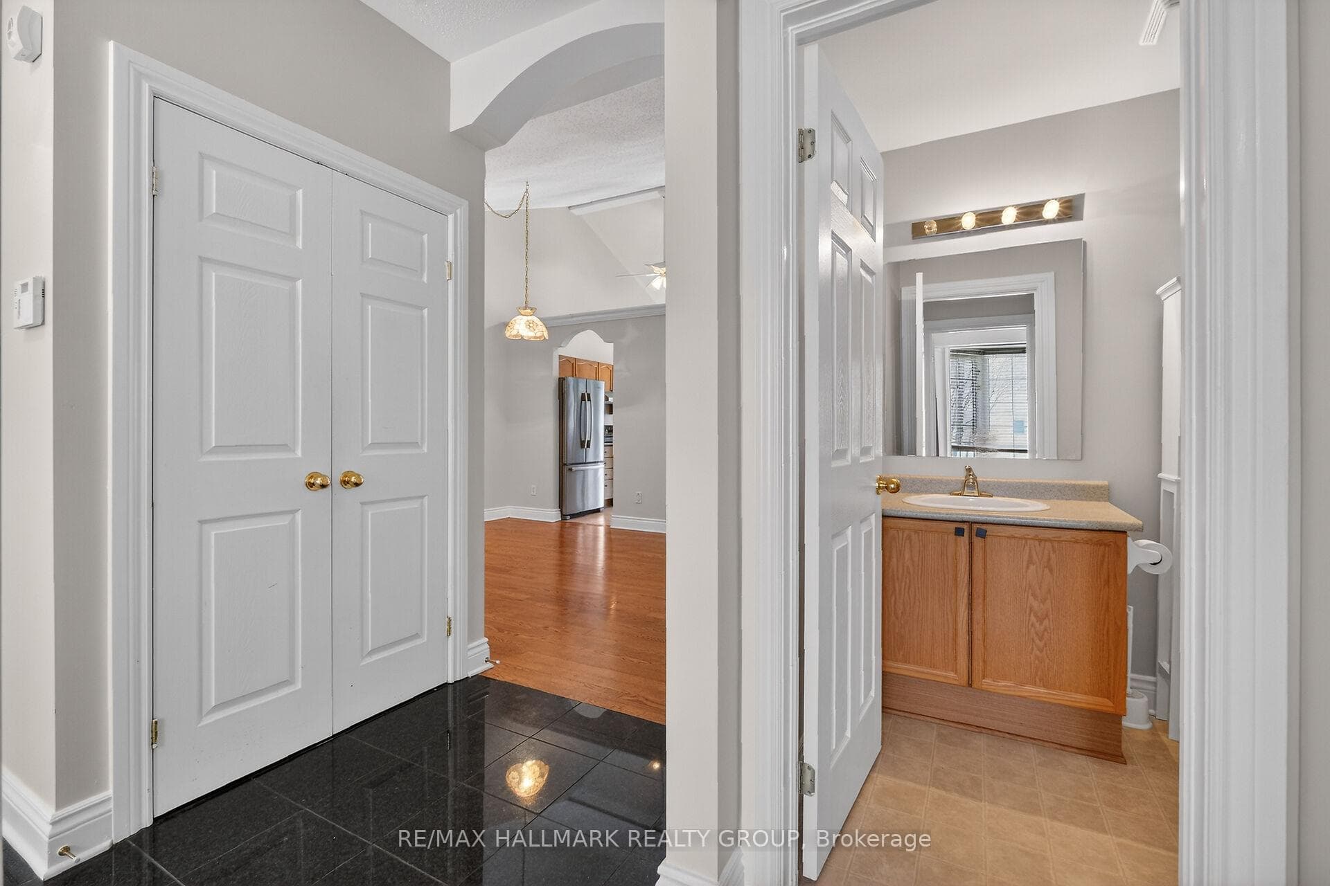 19 Foulis Crescent Unit Main Floor only photo 33