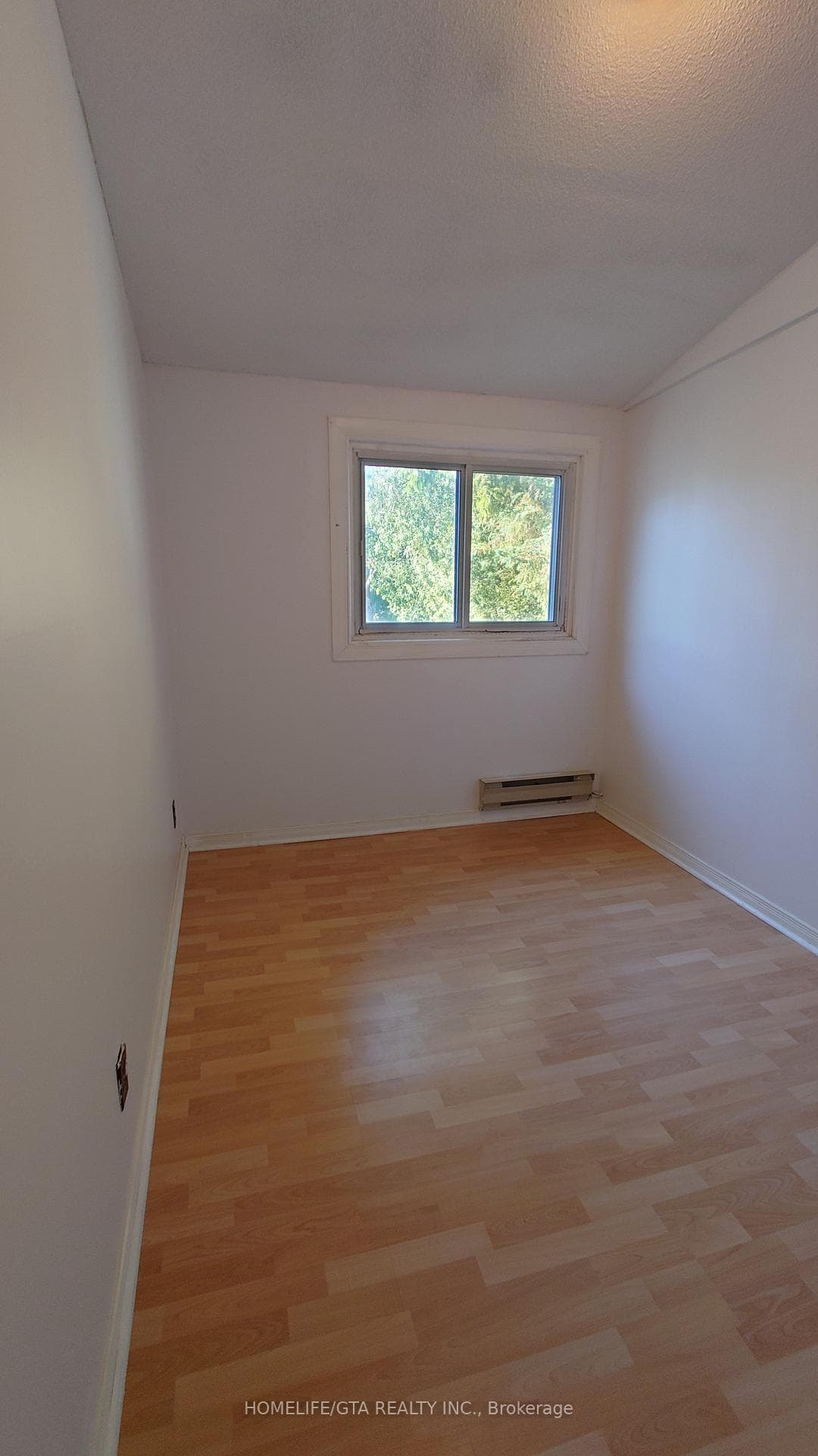 4 Pinetree Court photo 11