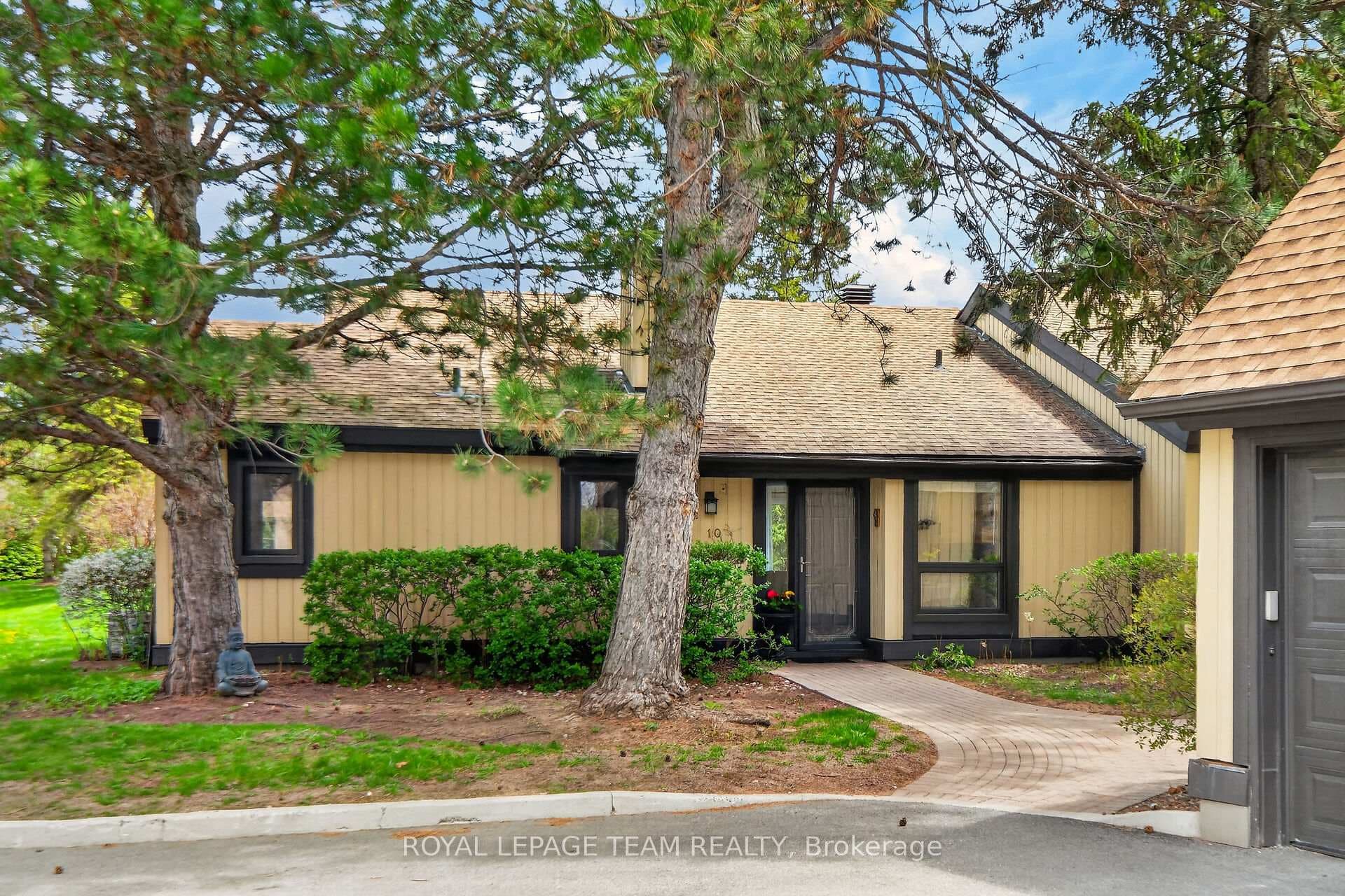 Adult lifestyle bungalow living in Amberwood.