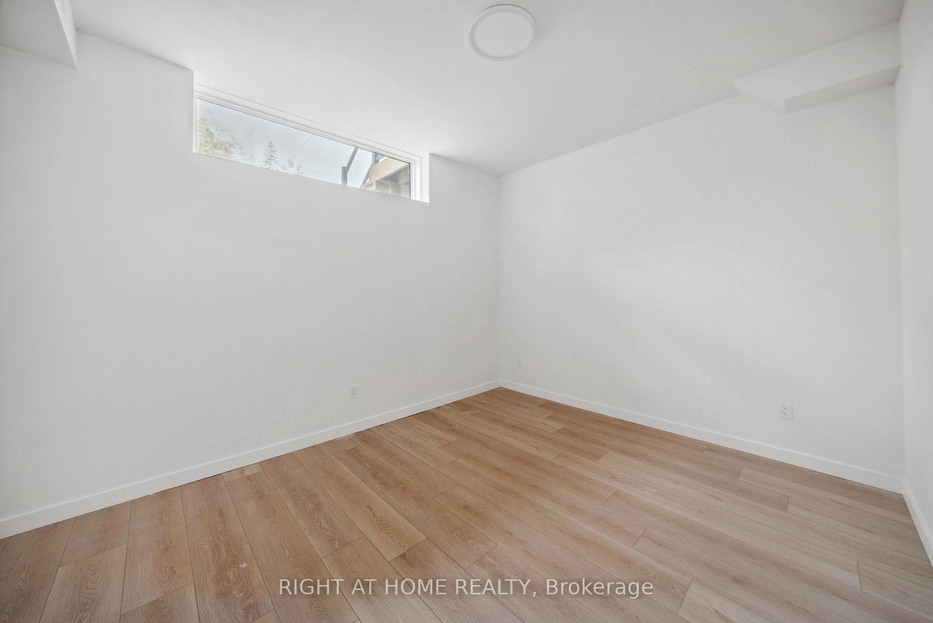 369 Howland Avenue Unit 1 photo 8