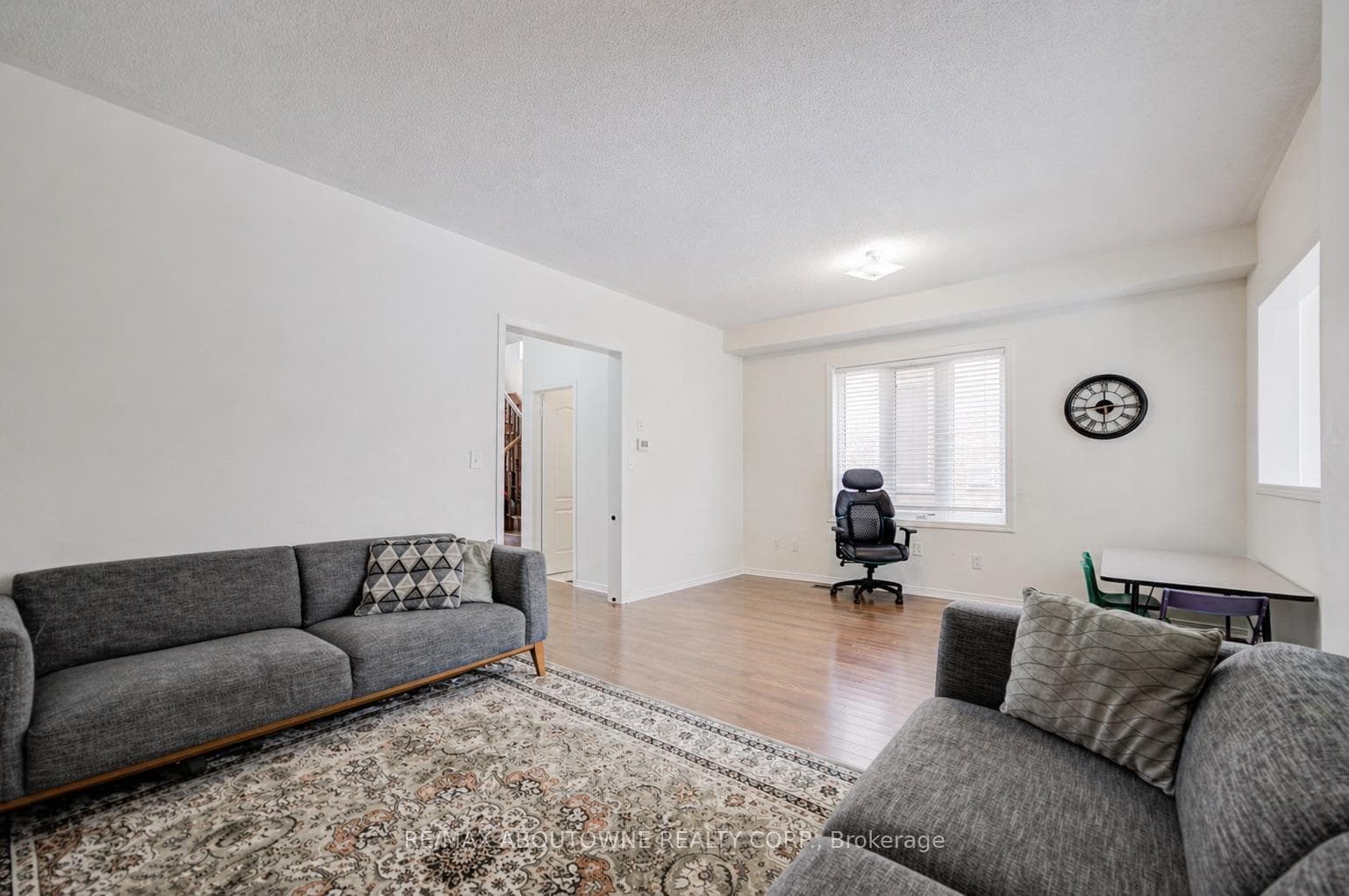 3058 Janice Drive photo 9