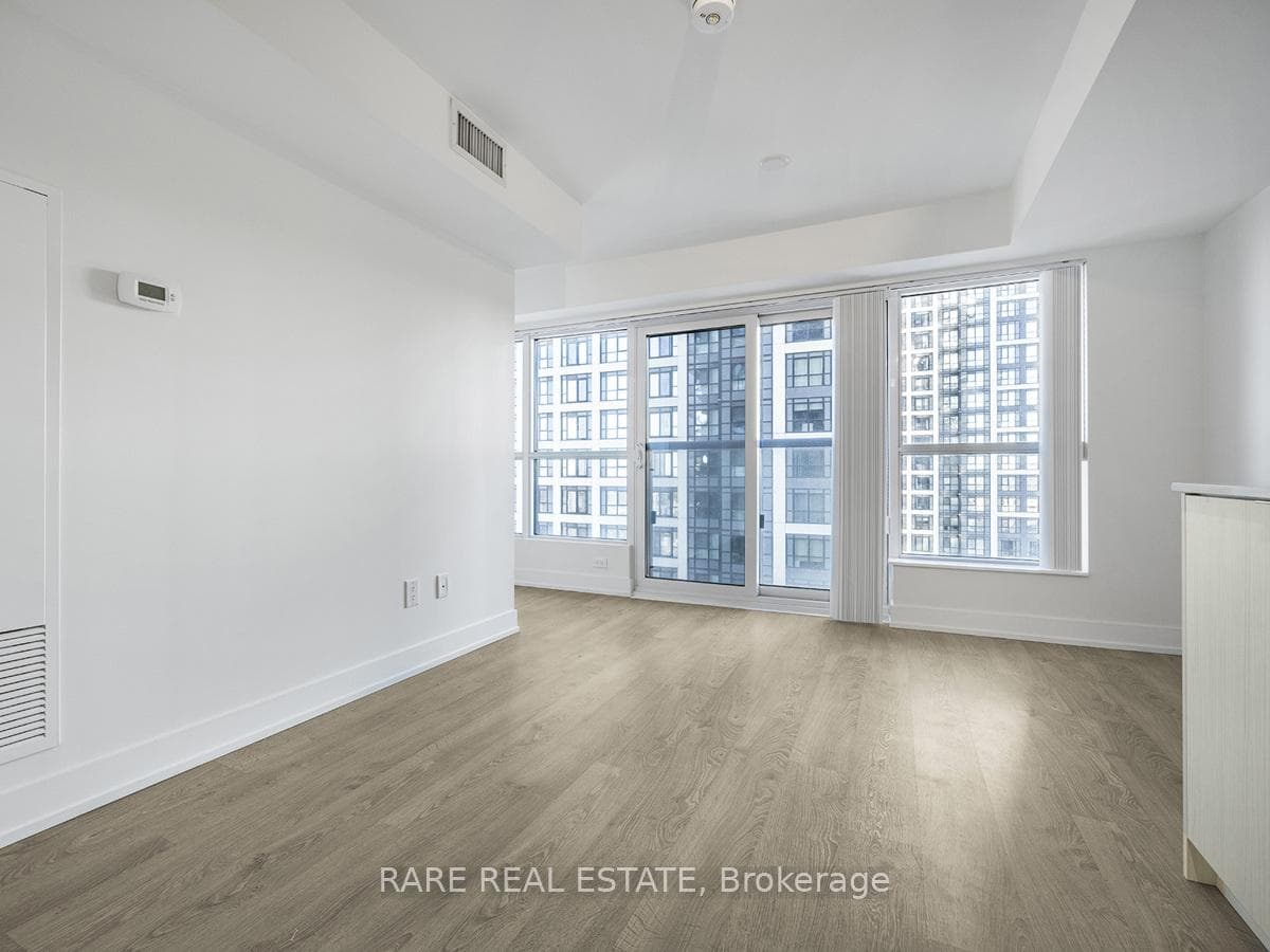5 Mabelle Avenue Unit 1331 photo 6