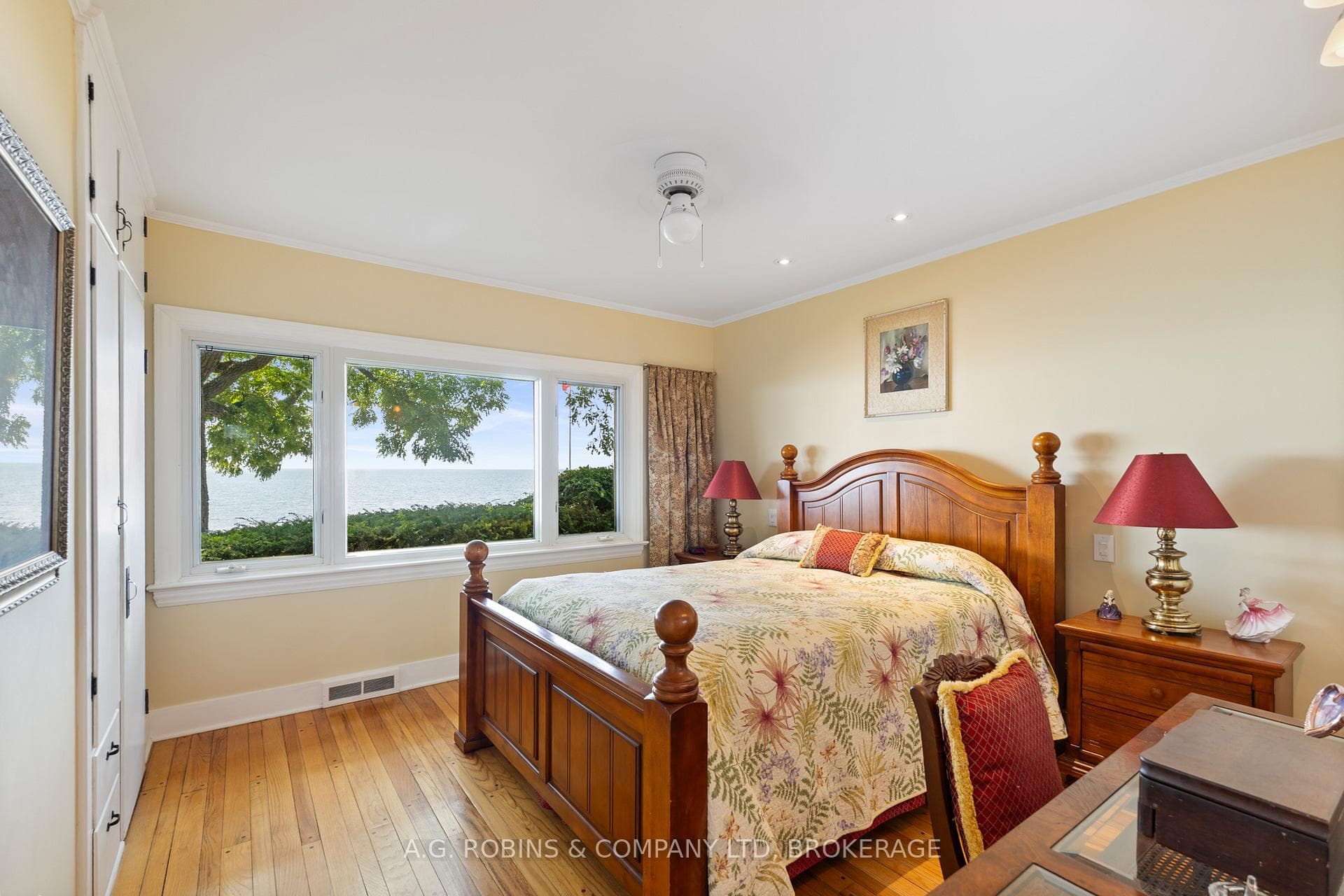 10773 Lakeshore Road photo 23