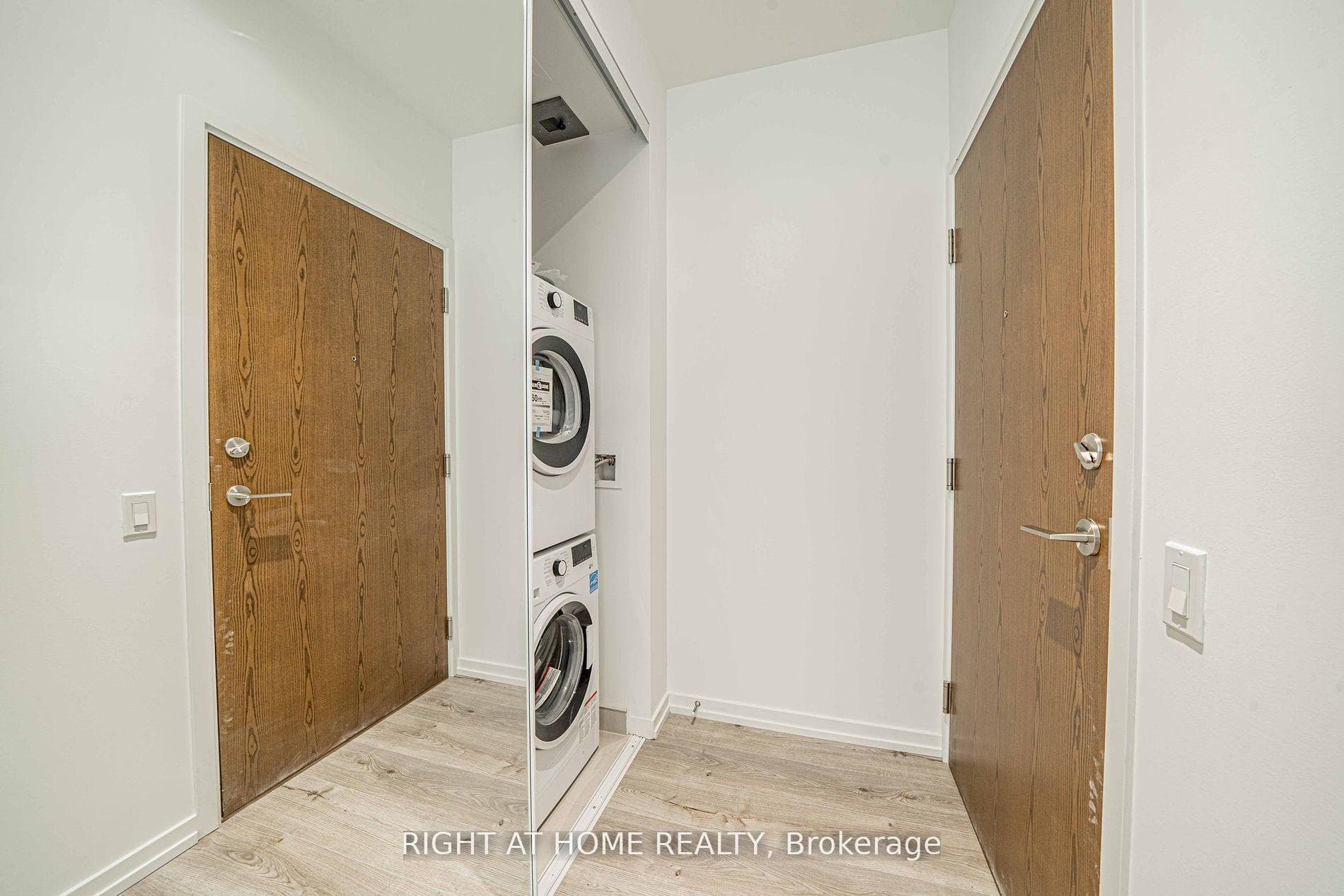 1000 Portage Parkway Unit PH01 photo 19