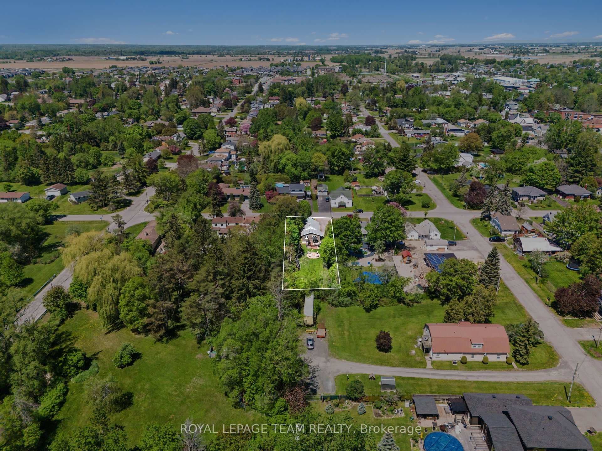 102 Strachan Street photo 47