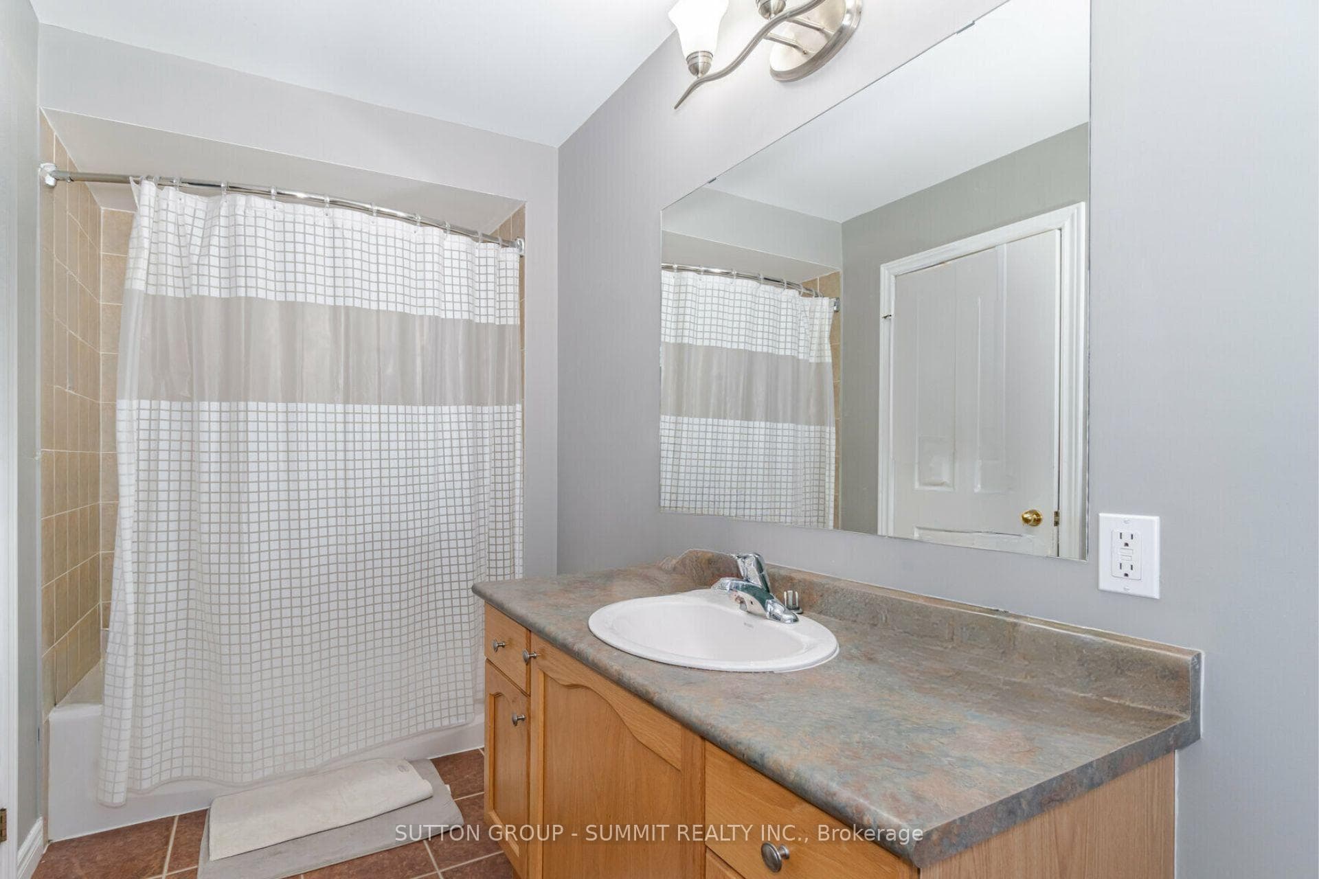 2280 Baronwood Drive Unit 6 photo 15