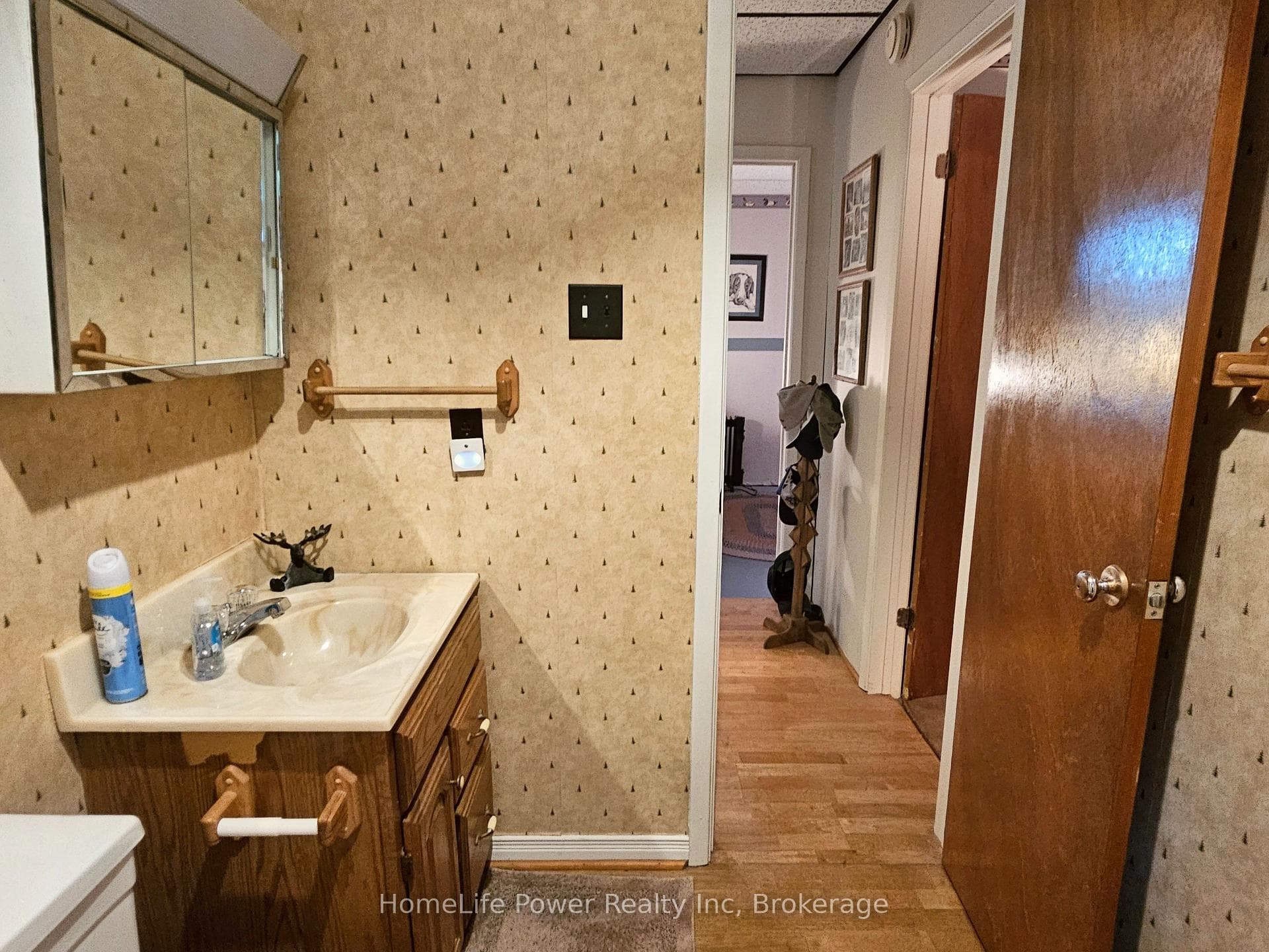 1021 Chalmers Lane photo 46