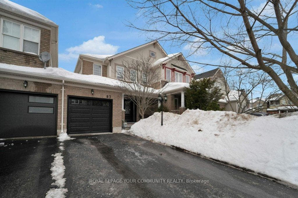 87 Cozens Drive photo 1