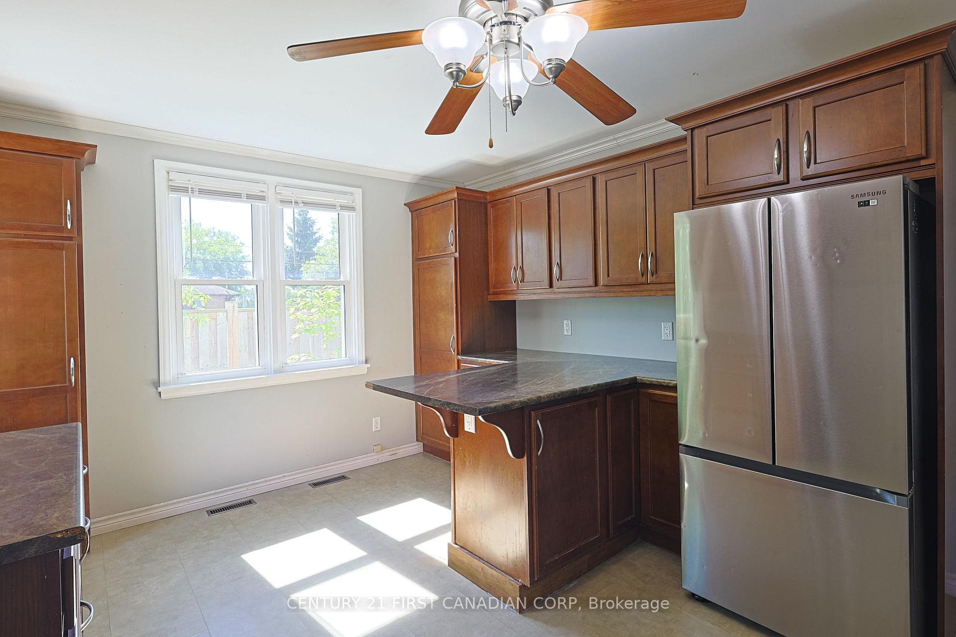 1218 Hamilton Road photo 9