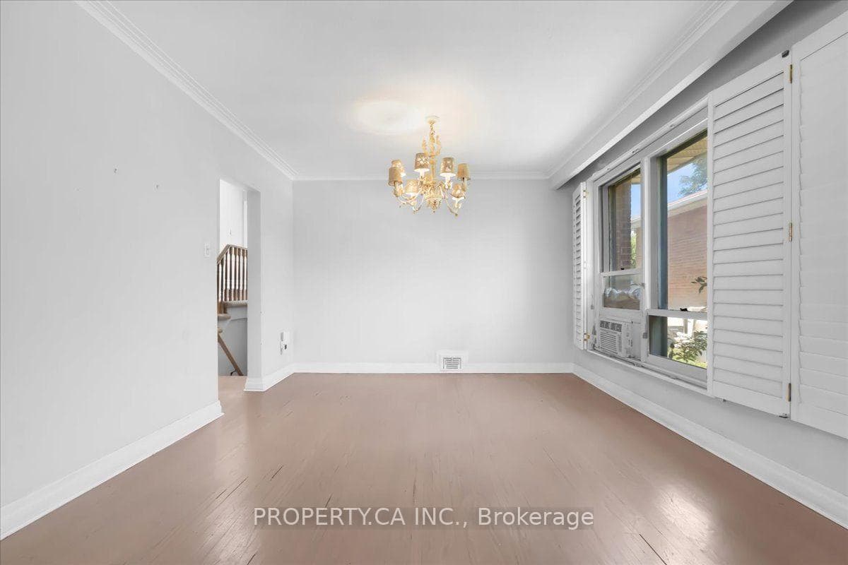 48 Kennard Avenue photo 8