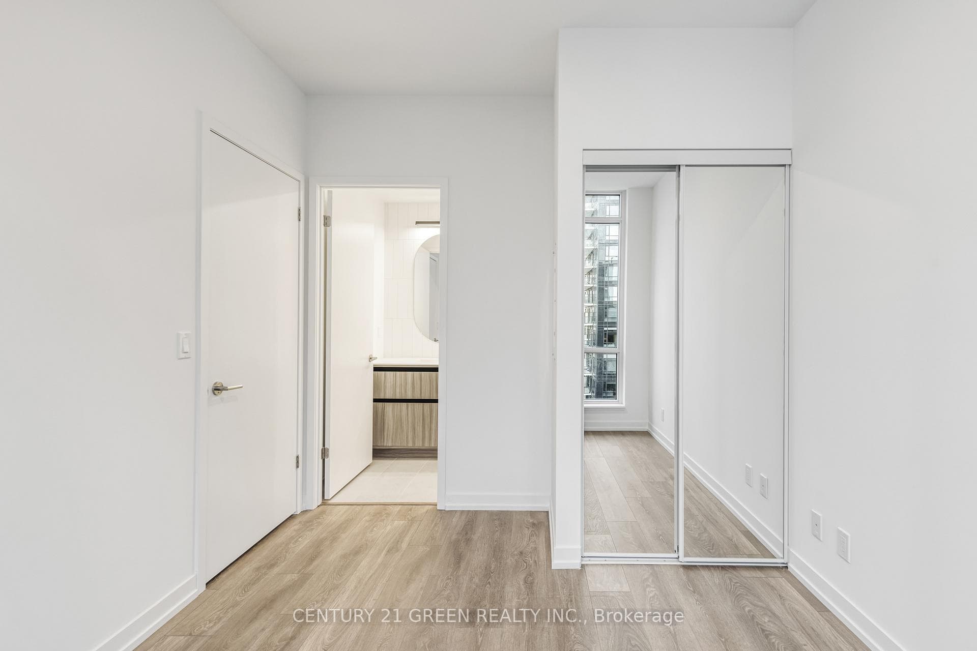 8 Beverley Glen Boulevard Unit 809 photo 27